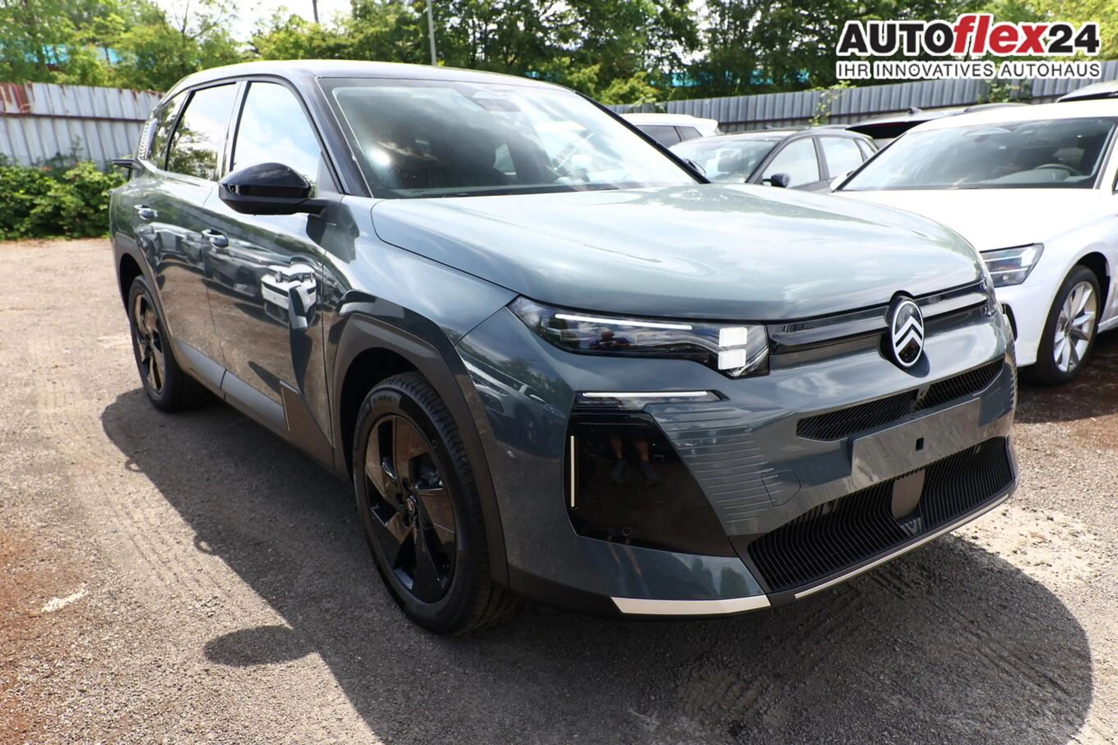 Citroen C5 Aircross MAX Hybrid Pano HUD eHk Nav ACC SHZ 100 kW (136...