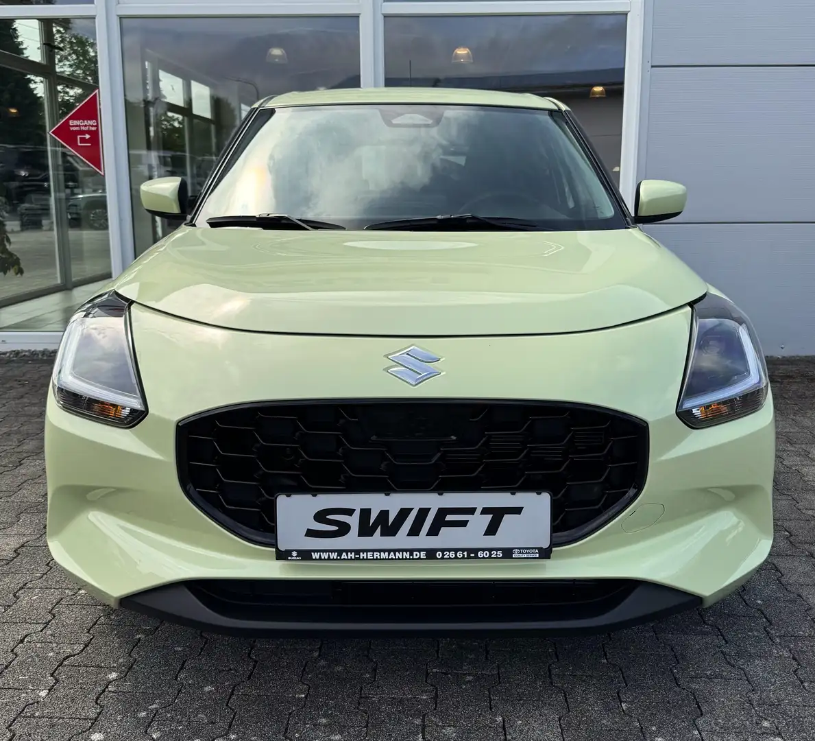 Suzuki Swift 1.2 Comfort Hybrid NAVI KAMERA PARKPILOT SITZHEIZ. Giallo - 2