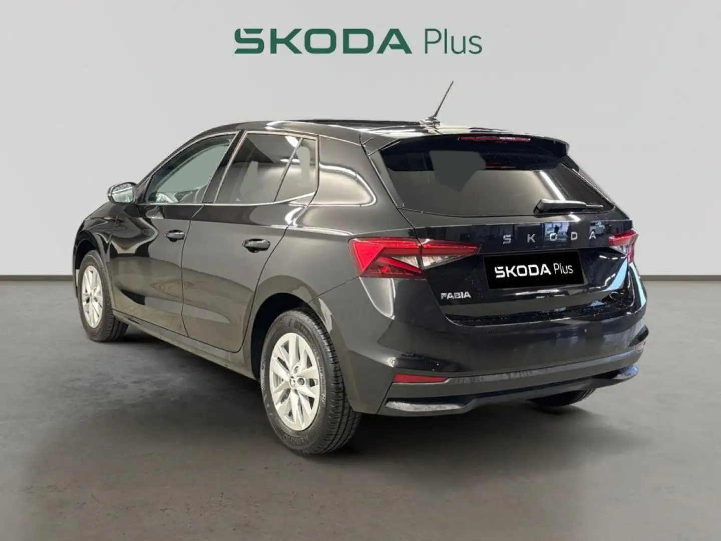 Skoda Fabia 1.0 TSI Design 85kW Negro - 2