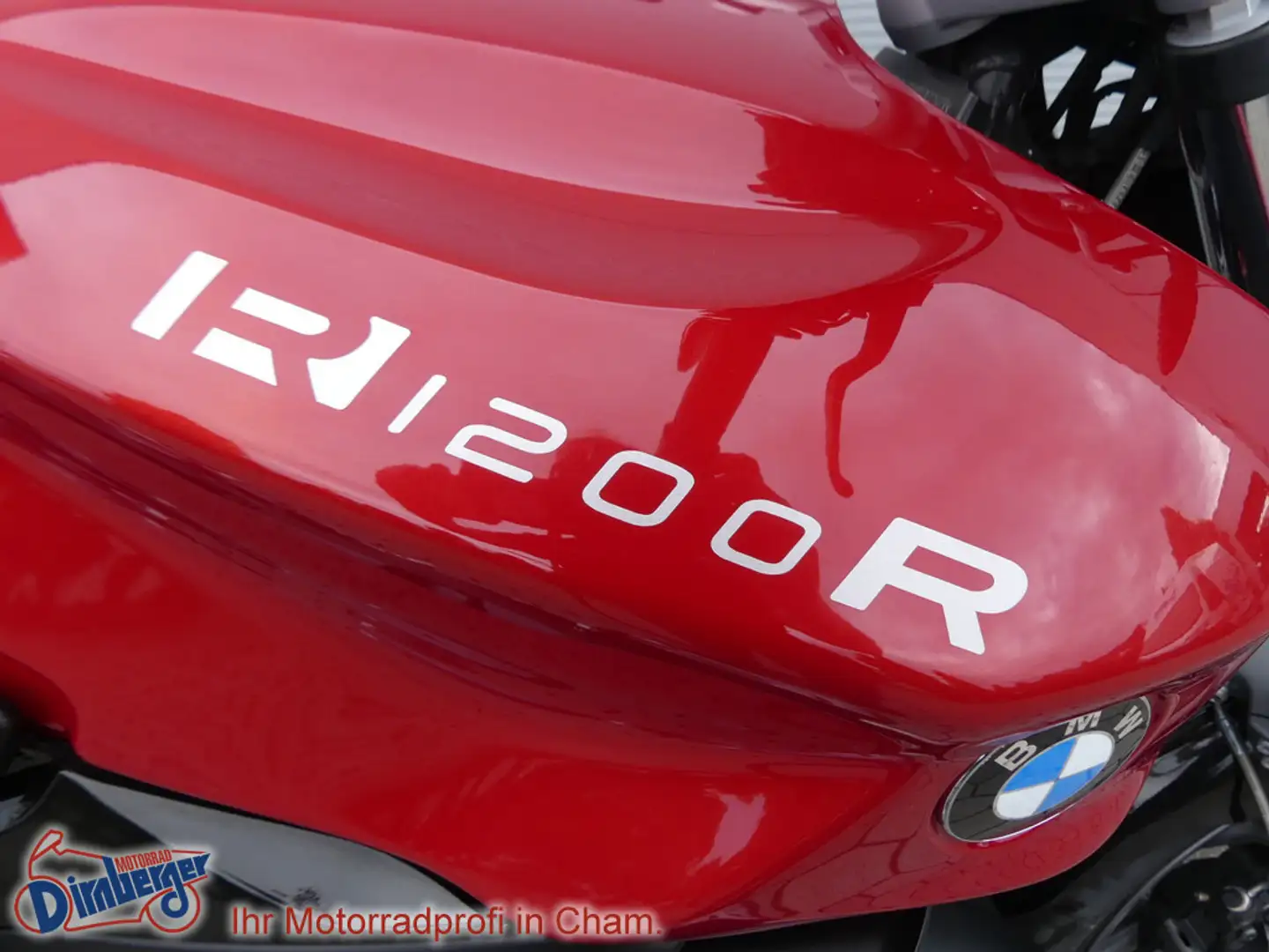 BMW R 1200 R TOP- Zustand Neuwertig Rot - 2