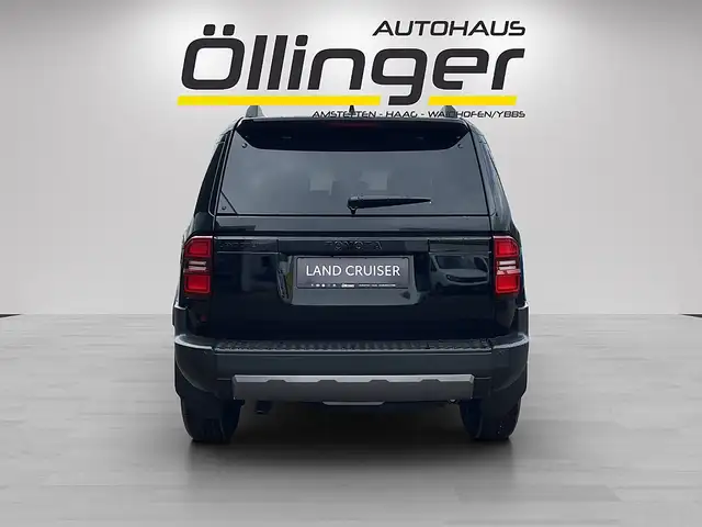 Toyota Land Cruiser Landcruiser 2,8 D-4D 4WD Lounge Aut. Ansicht 5