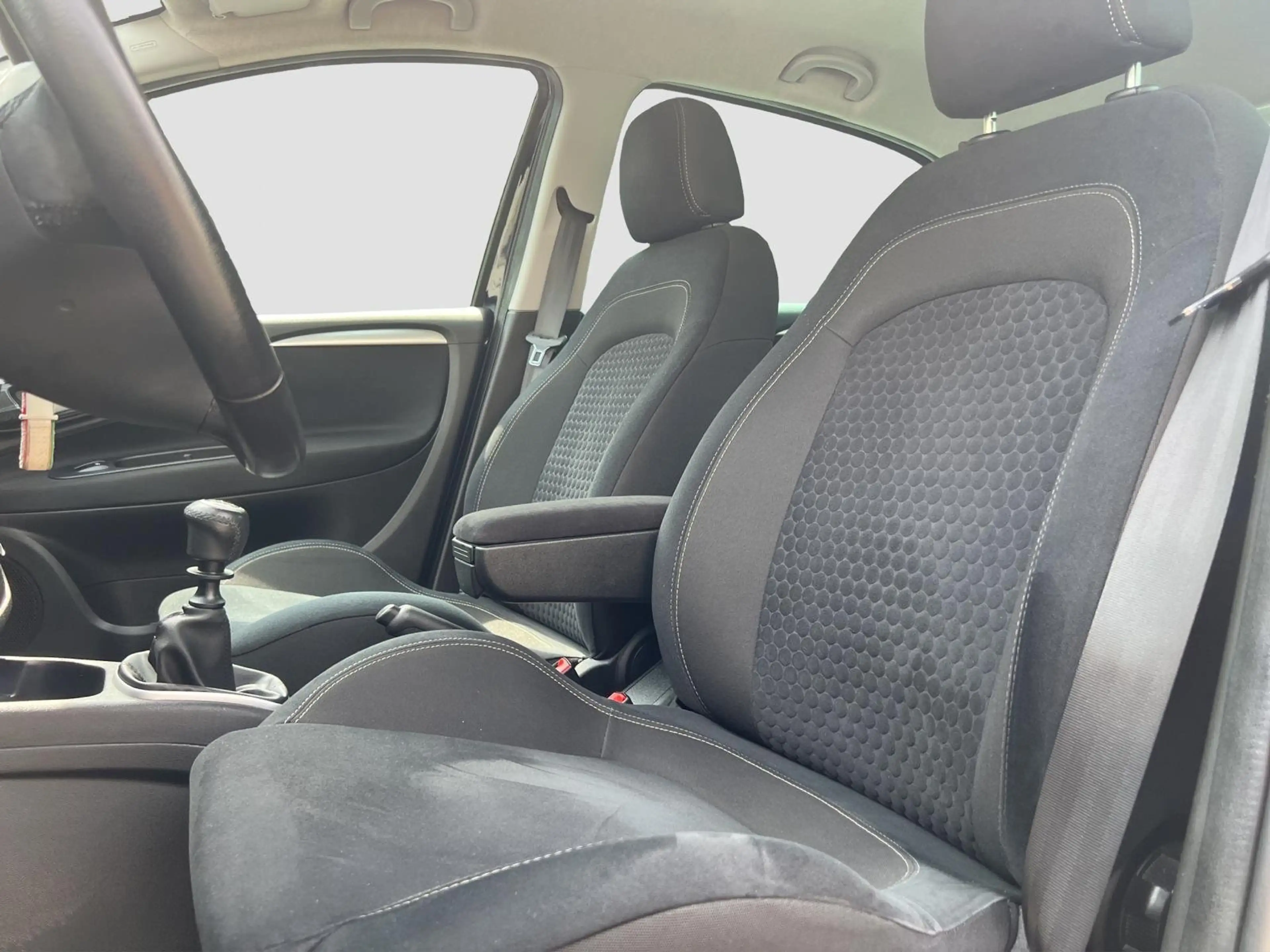 Fiat Punto SPORTSITZE * NAVI * TEMPOMAT * NEUES PICKERL * — photo 11