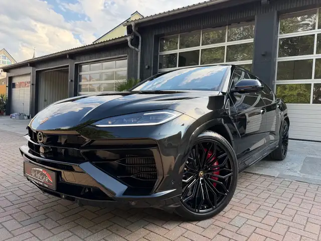 Lamborghini Urus SE Fond Entert. 900Km Neu Bang&Olufsen Pano