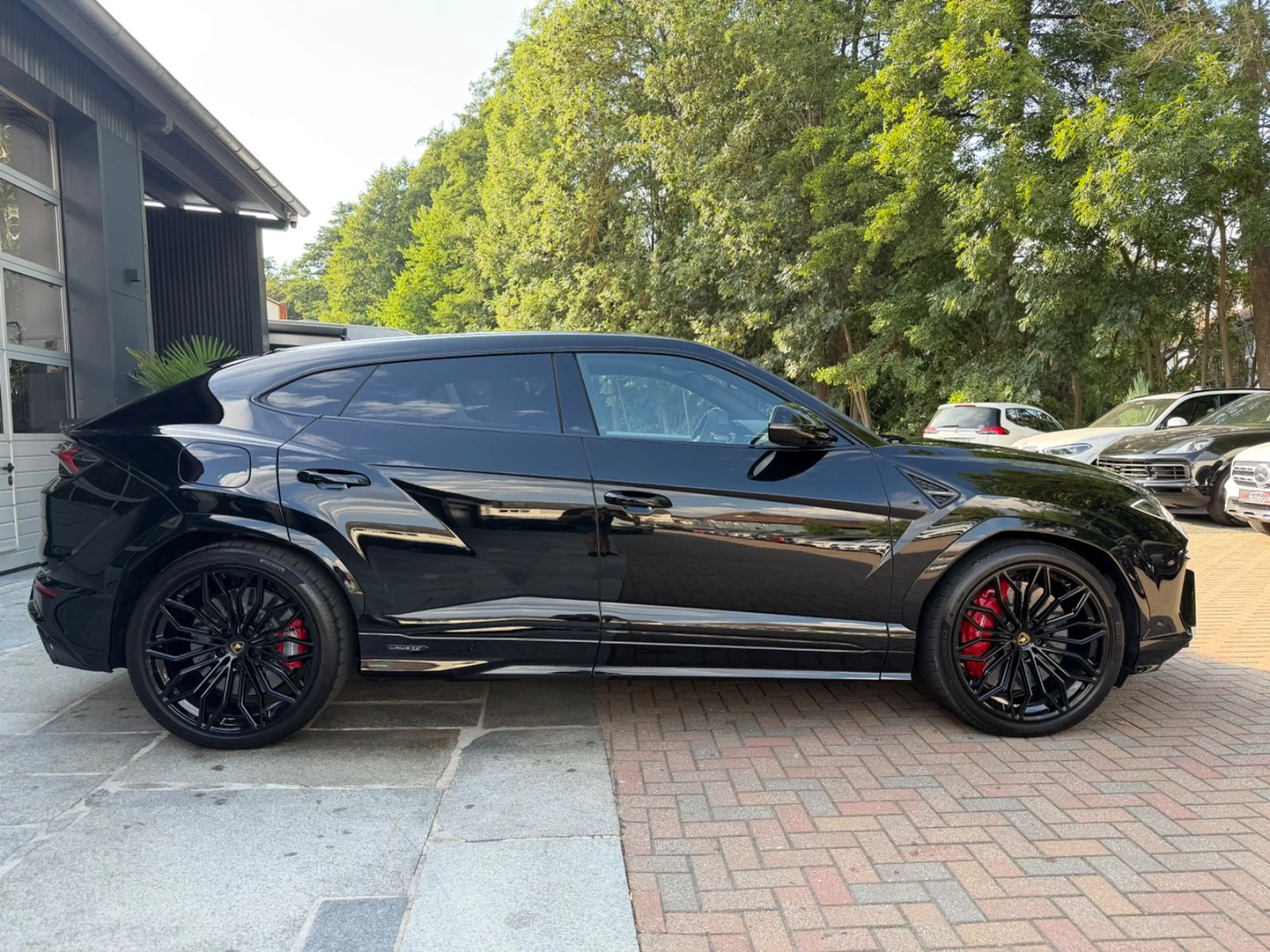 Lamborghini Urus SE Fond Entert. 900Km Neu Bang&Olufsen Pano — photo 5