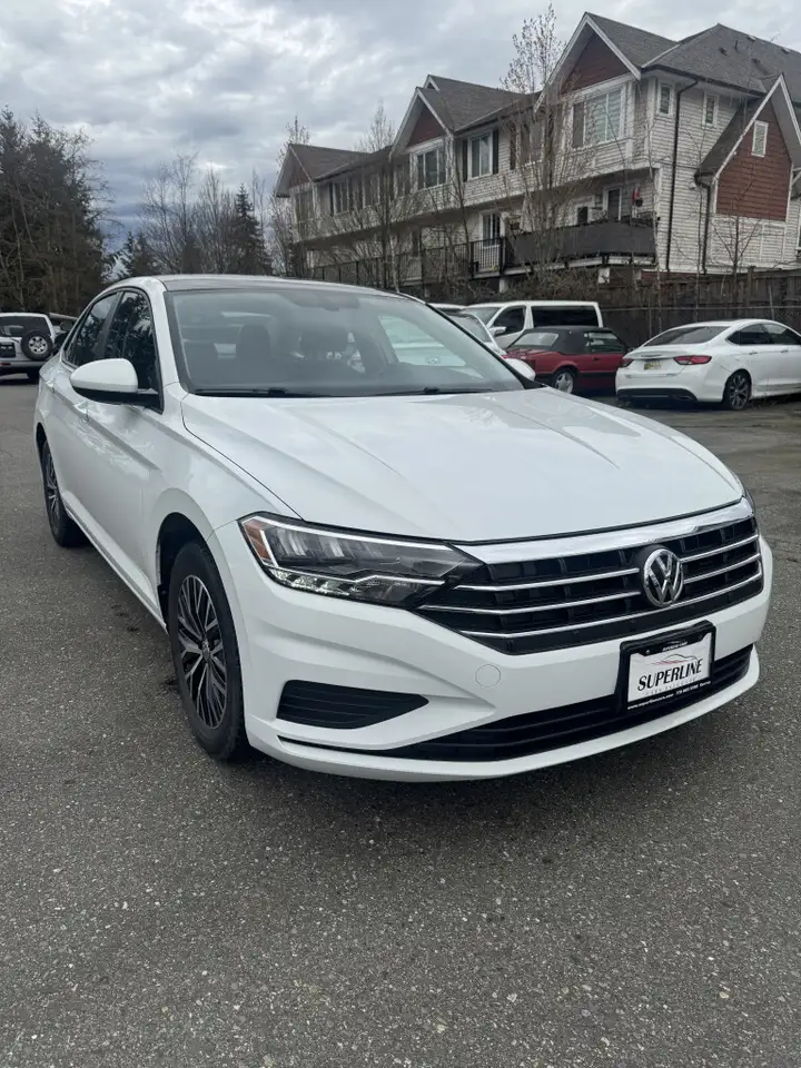 Volkswagen Jetta снимка Volkswagen Jetta