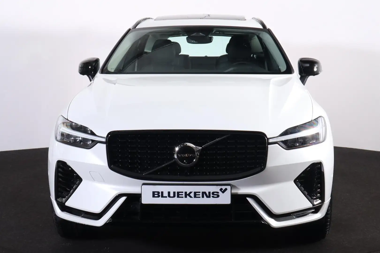 Volvo XC60 T6 Recharge AWD Plus Dark - Panorama/schuifdak - I Wit - 2