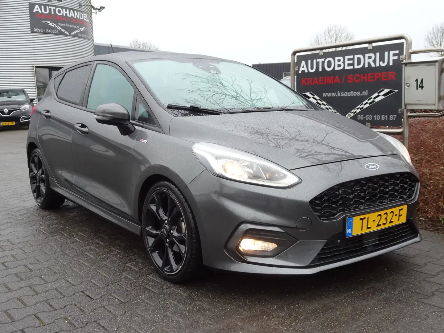 Ford Fiesta 1.0 EcoBoost ST-Line Grijs - 1