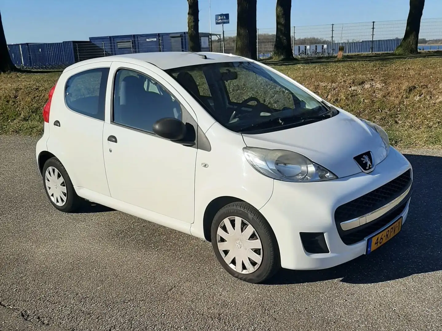 Peugeot 107 107 1.0-12V XR Wit - 1