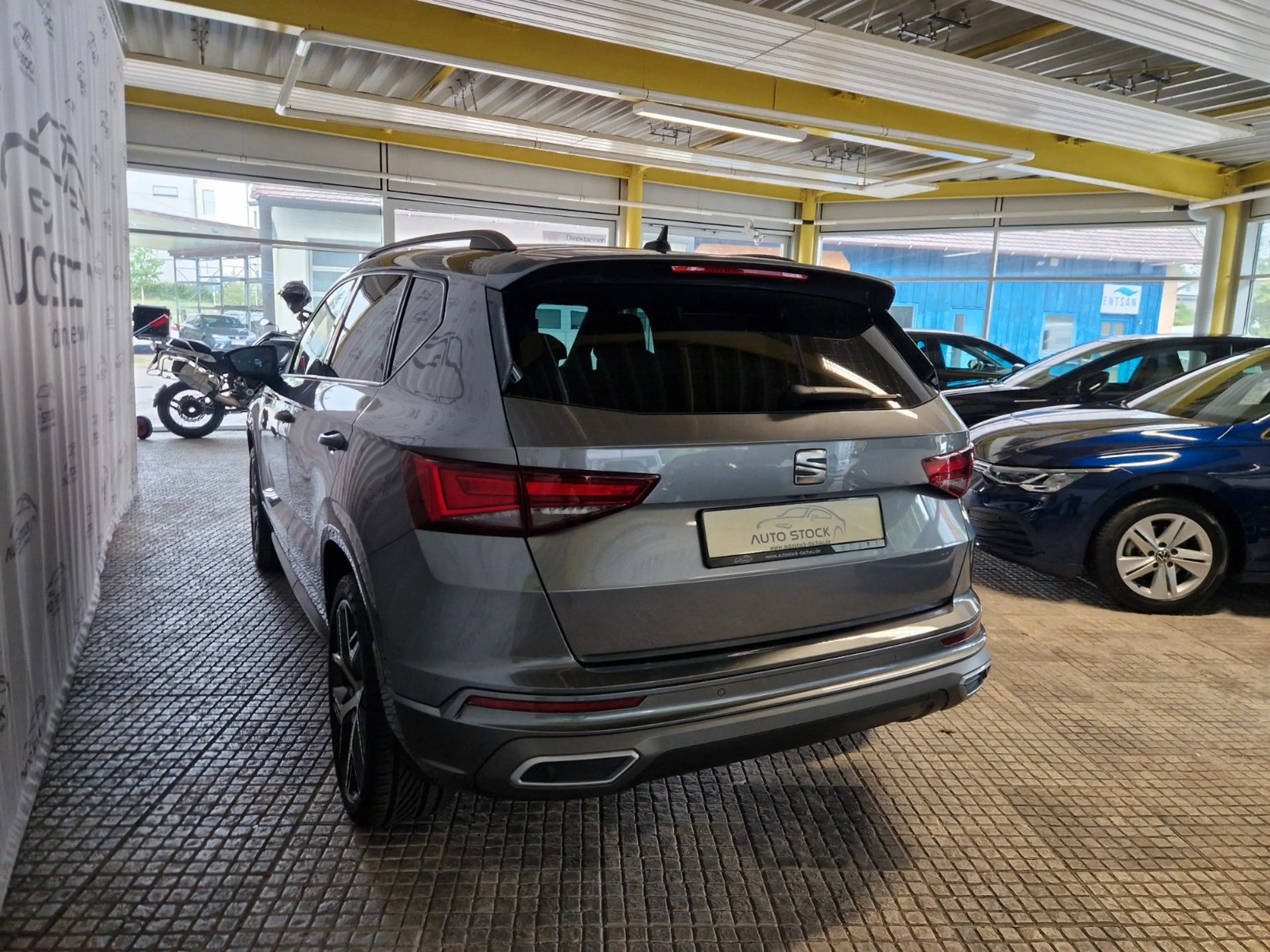 SEAT Ateca 2.0 TSI FR 4Drive Navi AHK SH ACC LED — photo 7
