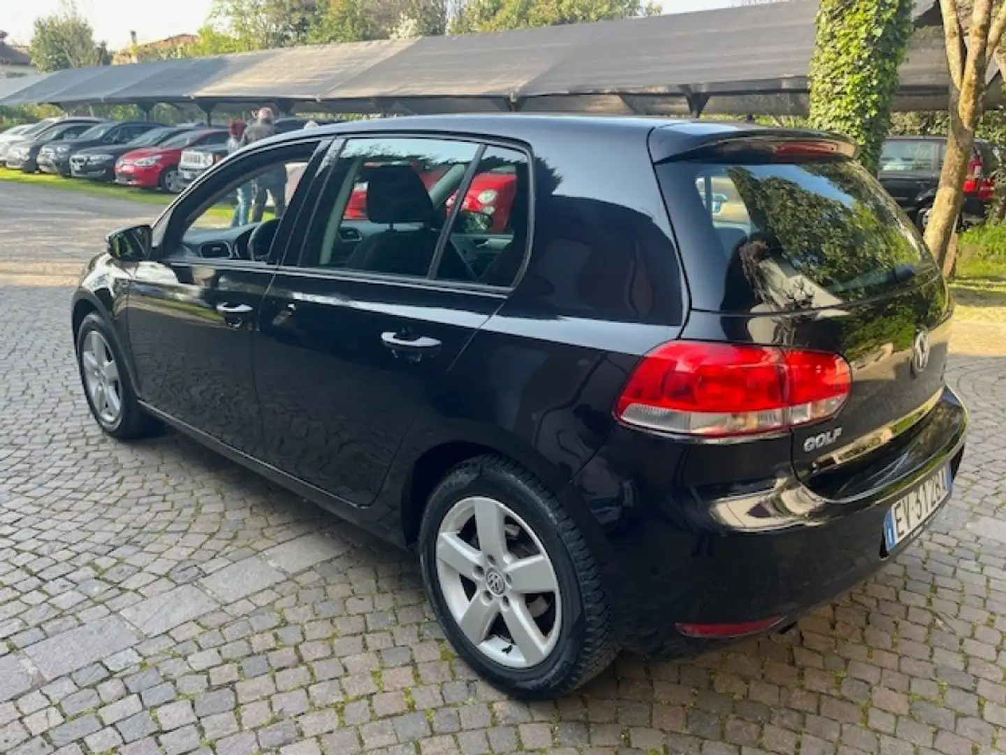 Volkswagen Golf 1.6 TDI 5p. BlueMotion DSG Nero - 2