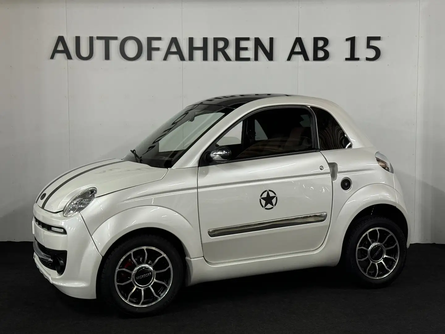Microcar Due Sport Luxe, Leiser DCI Motor, RFK, Apple CarPlay Blanco - 1