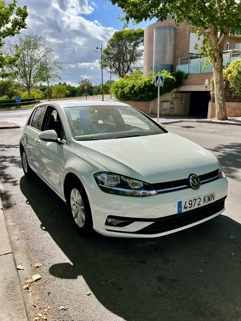 Volkswagen Golf Variant - 1