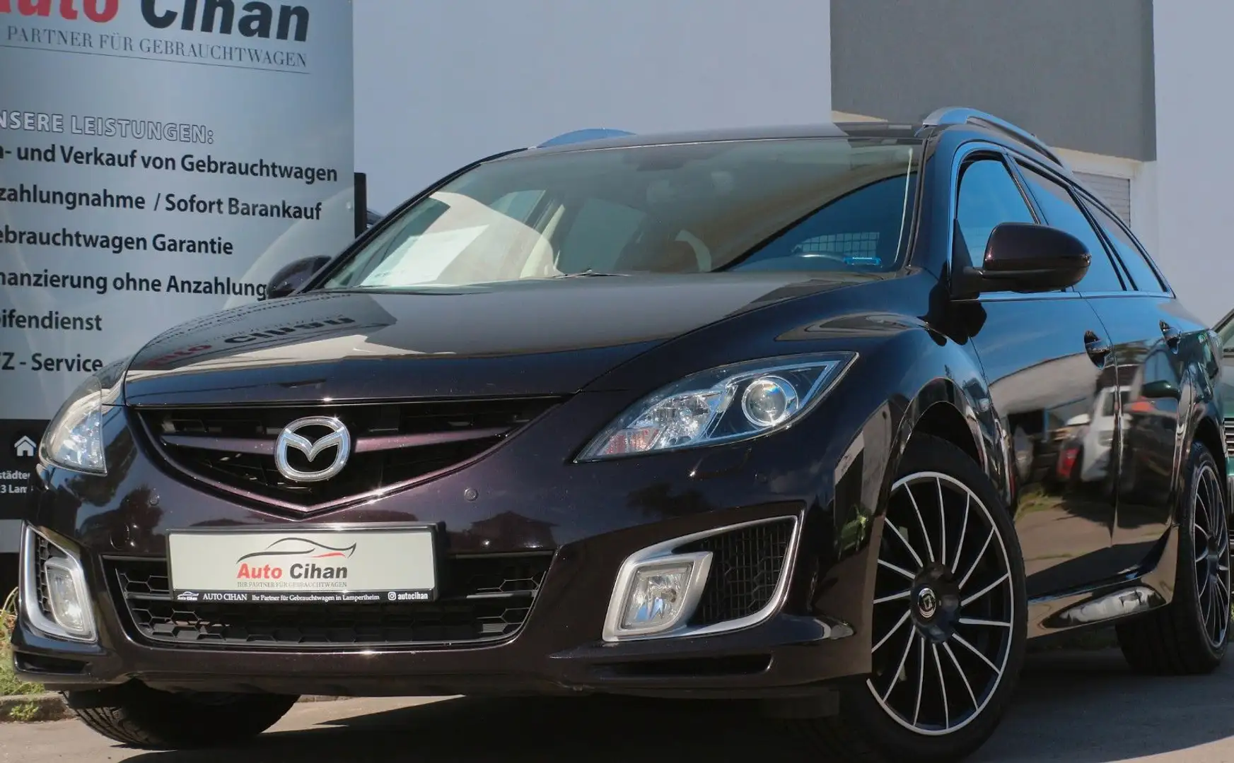 Mazda 6 Kombi 2.2 CRDT Dynamic BI-XENON! AHK! 18ZOLL! Schwarz - 2