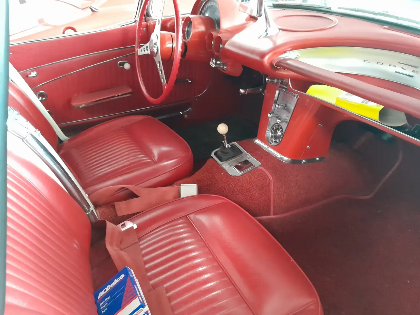 Chevrolet Corvette C2 Weiß - 2