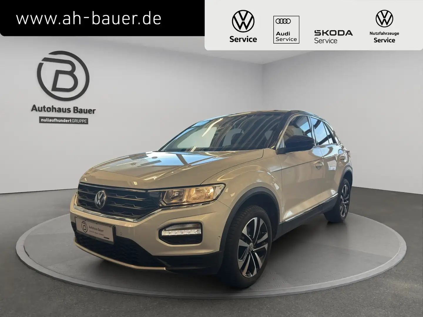 Volkswagen T-Roc 2.0TDI DSG AHK NAVI IQ.DRIVE Bianco - 1