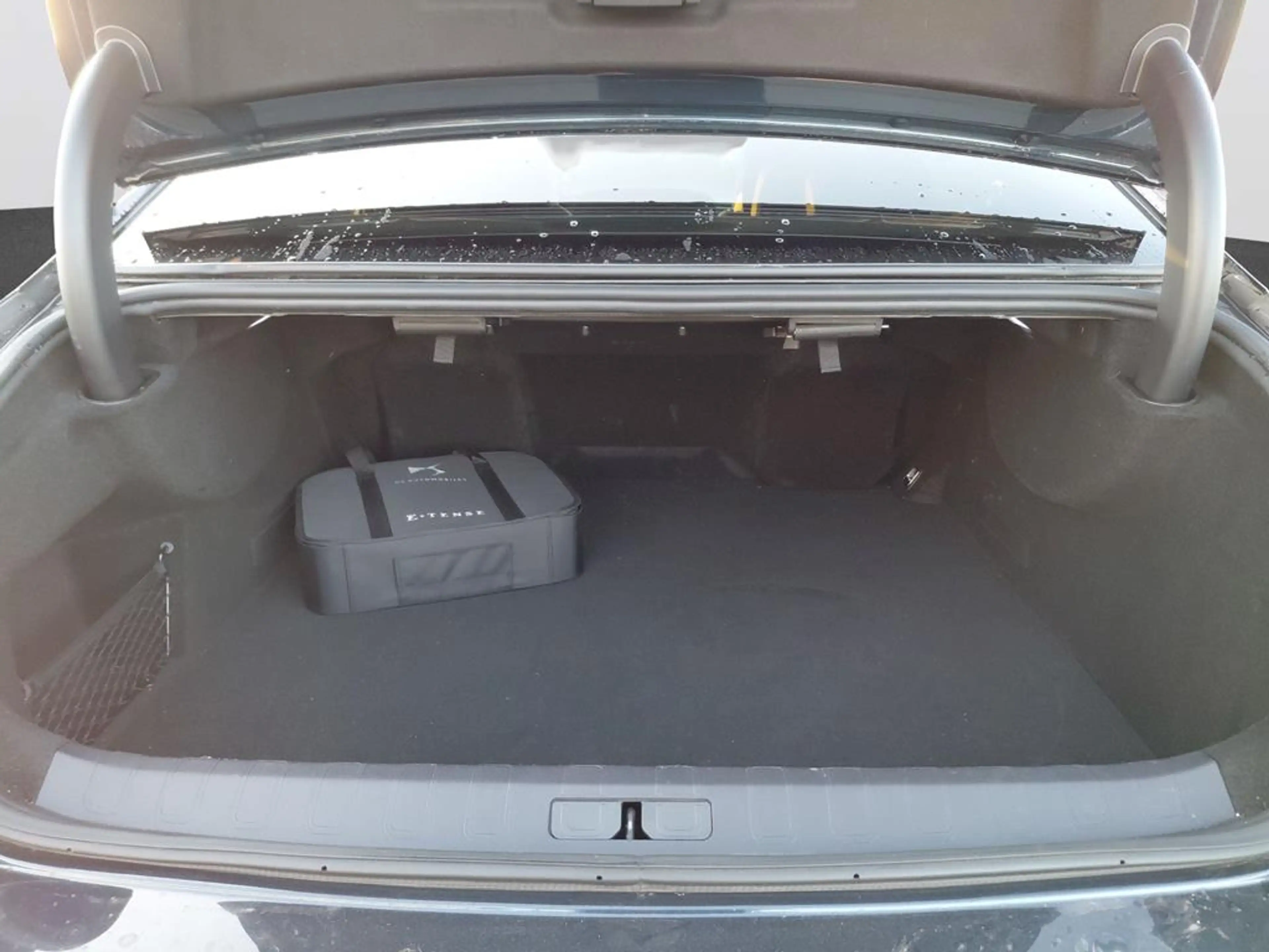 DS Automobiles DS 9 E-Tense 225 Rivoli + — photo 7