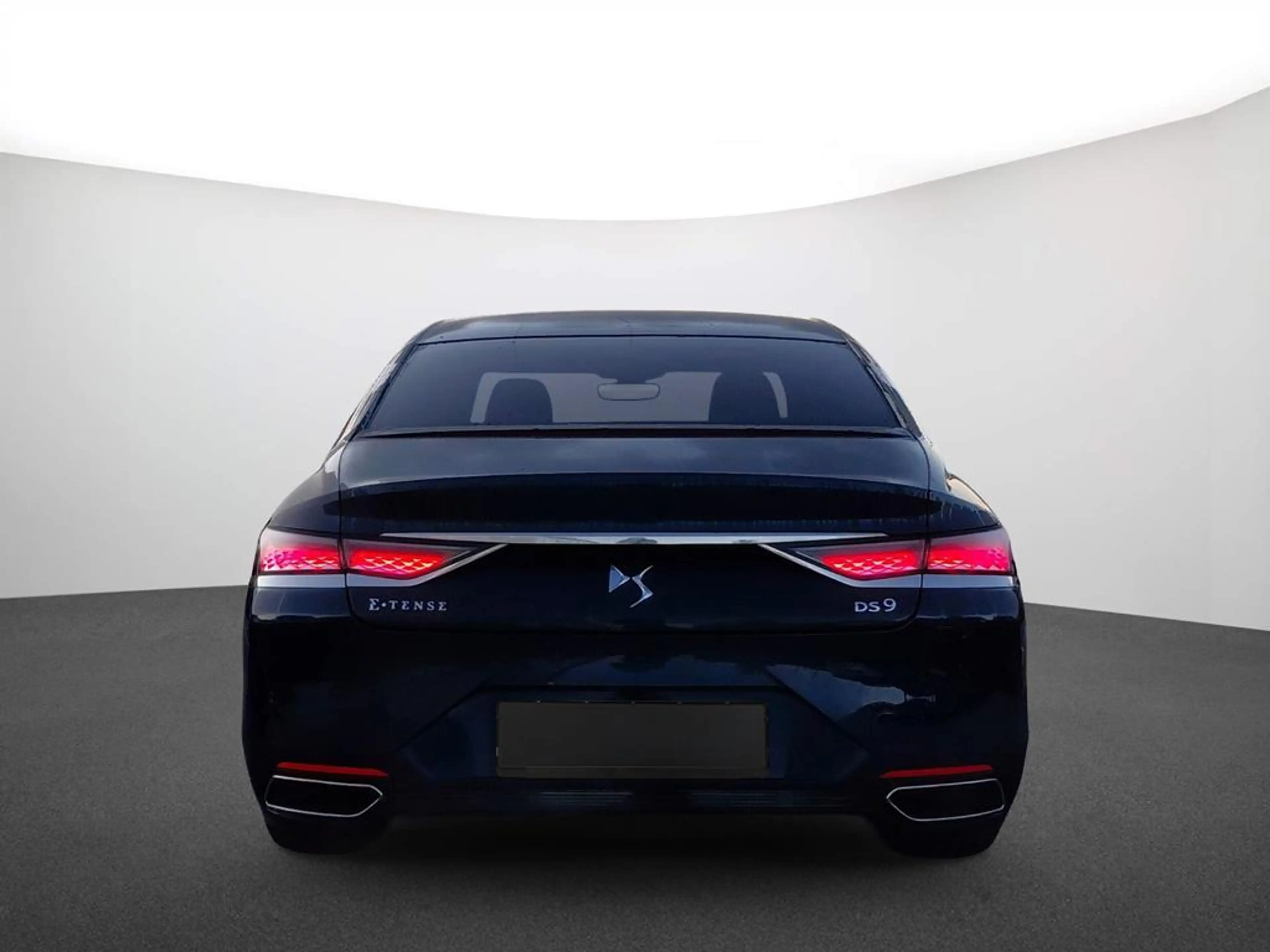 DS Automobiles DS 9 E-Tense 225 Rivoli + — photo 3