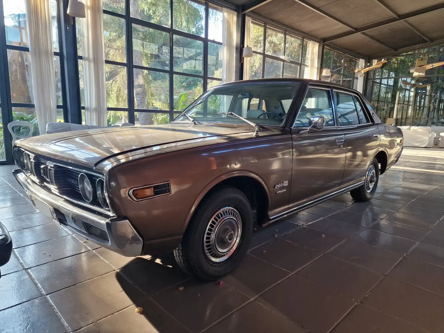 Oldtimer Datsun 260C Marrone - 1