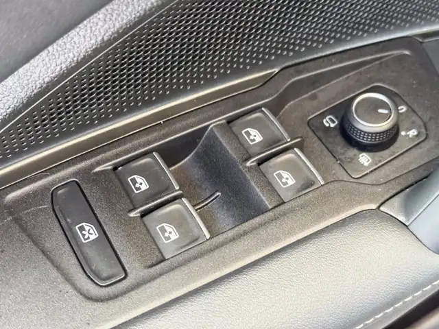 Volkswagen Tiguan view 21