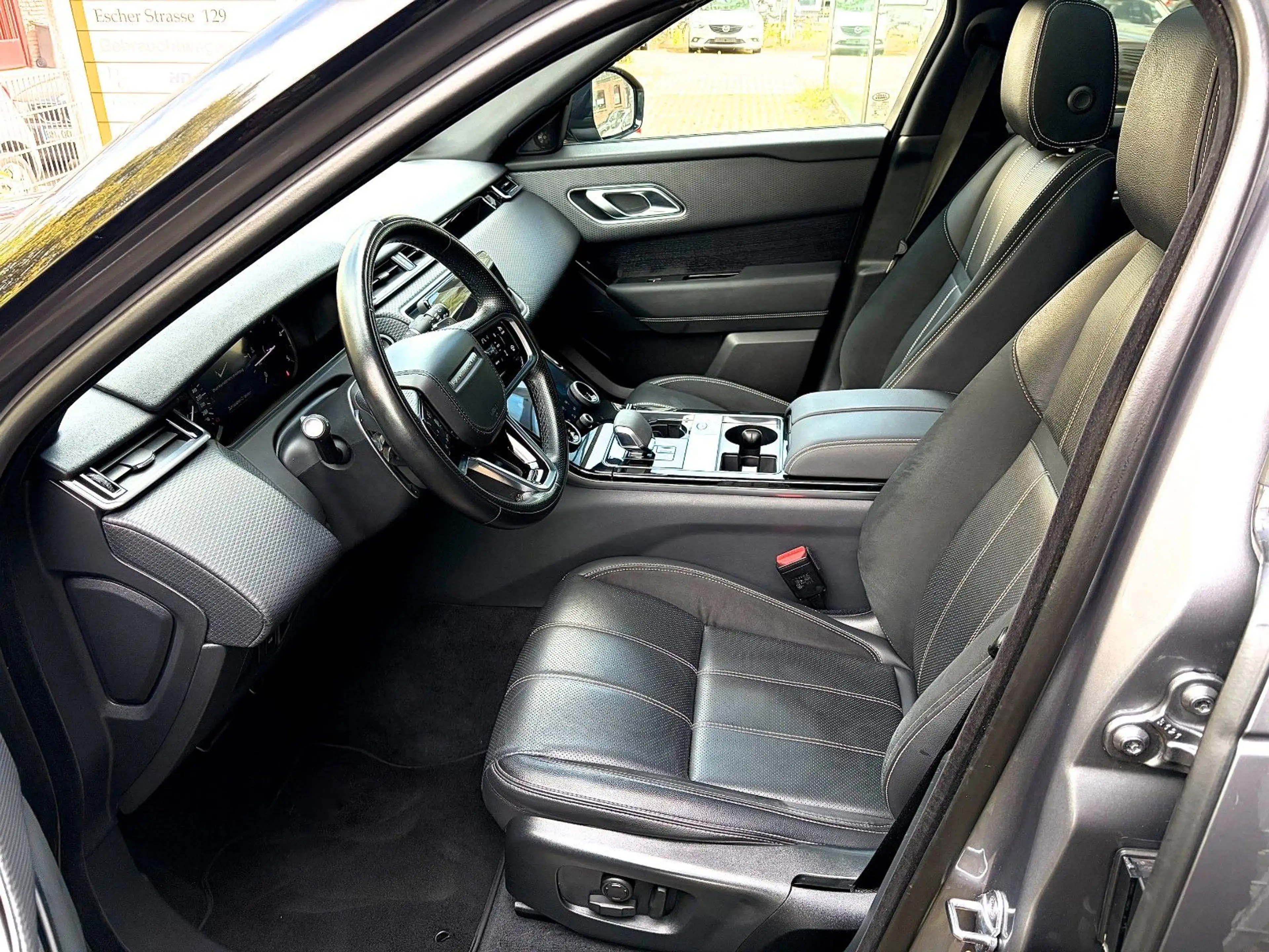 Land Rover Range Rover Velar RANGE ROVER VELAR D 300 R-DYN+VOLL+PANO+22'A* — photo 15