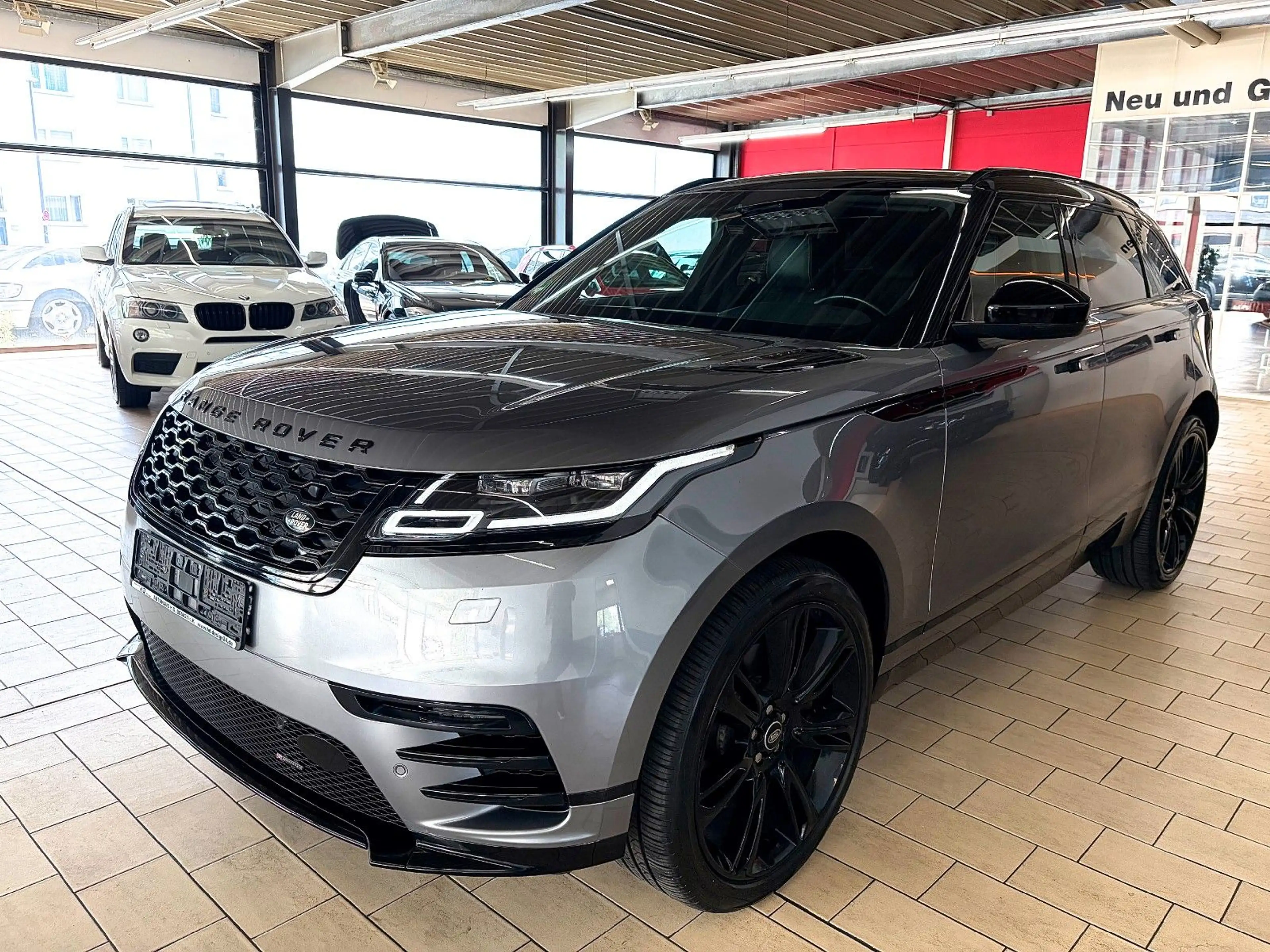 Land Rover Range Rover Velar RANGE ROVER VELAR D 300 R-DYN+VOLL+PANO+22'A* — photo 2