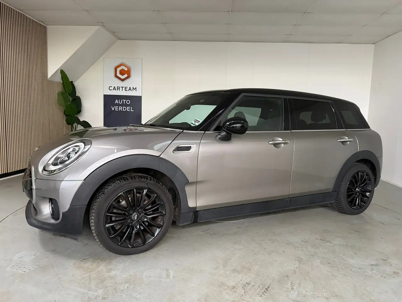 MINI Cooper Clubman