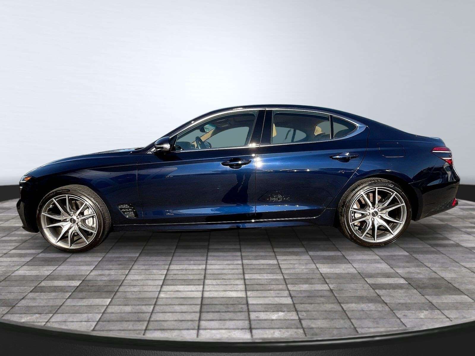 2026 Genesis G70 — photo 1