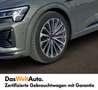 Audi Q8 55 e-tron quattro S line Grau - thumbnail 8