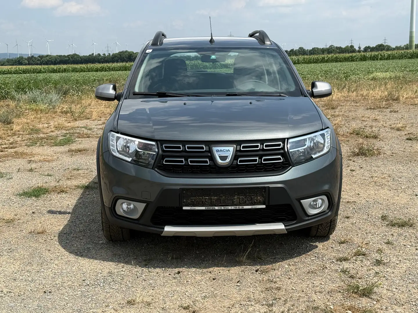 Dacia Sandero Sandero Stepway Sensation TCe 90 S Grau - 1