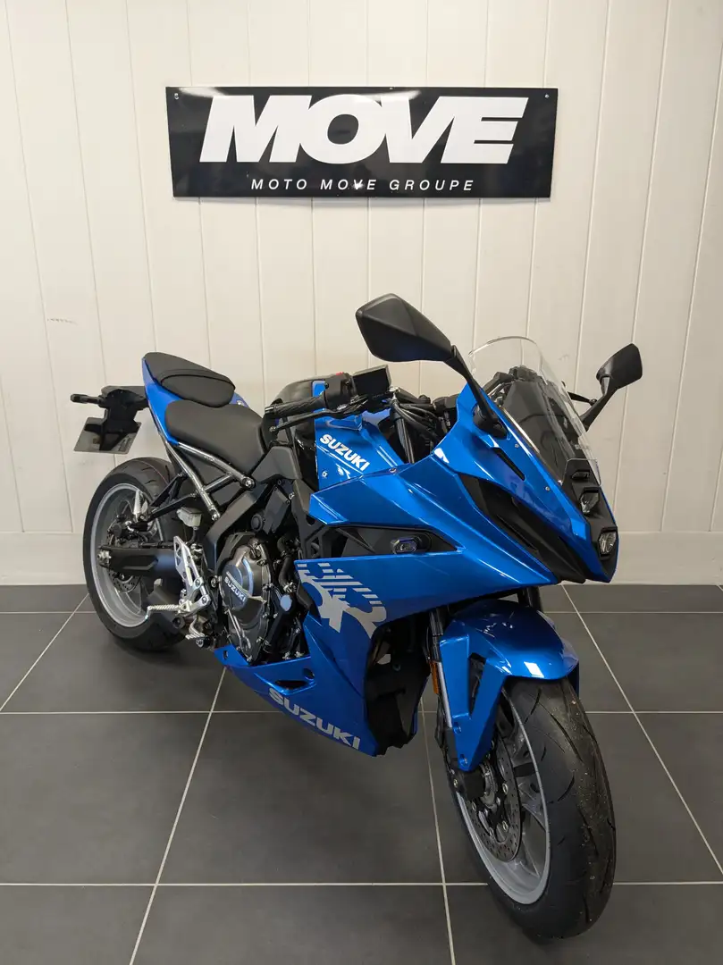 Suzuki GSX 8R - 2
