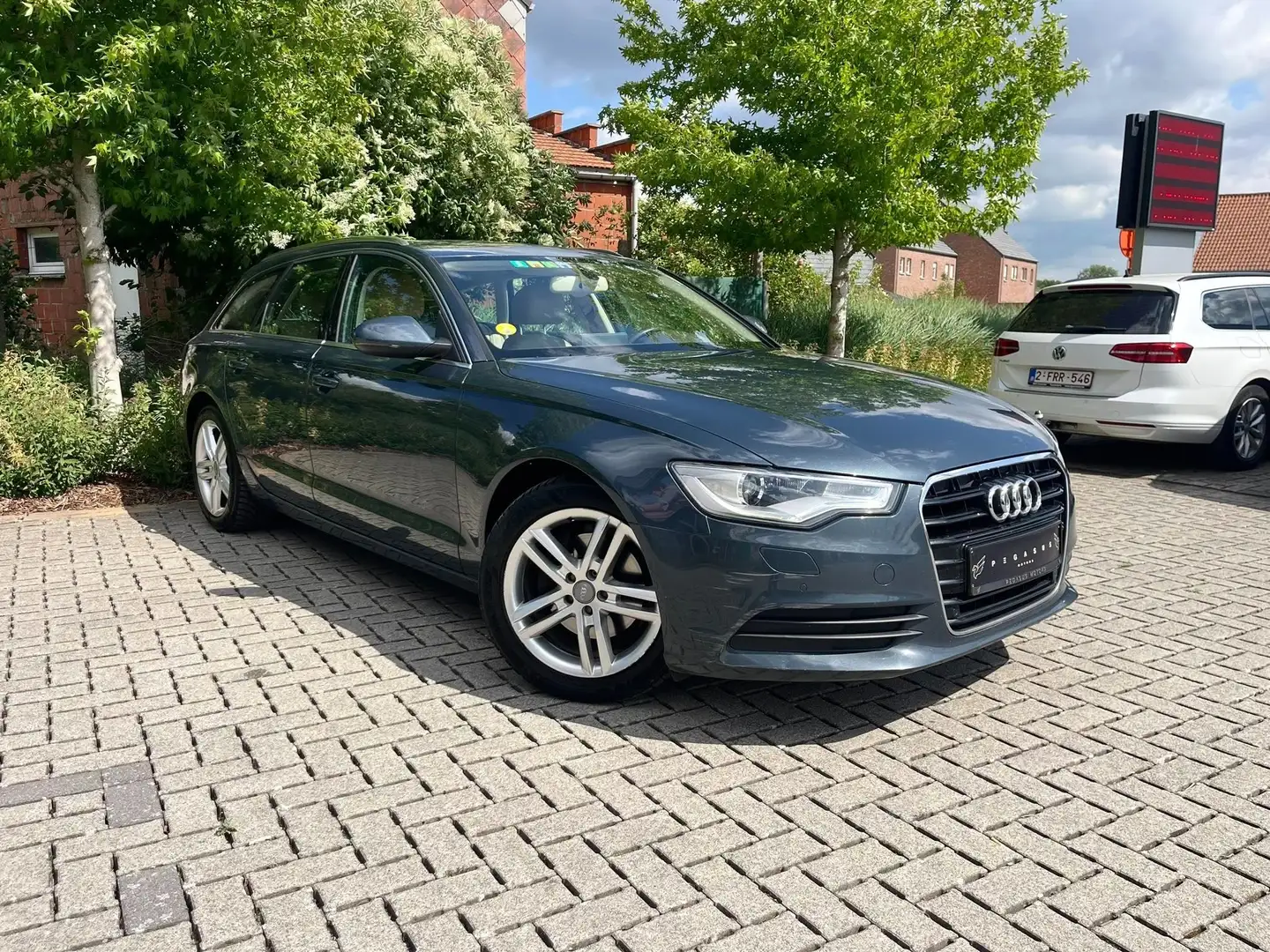 Audi A6 3.0 - 2014/224.000km/204PK - Automaat Grijs - 2