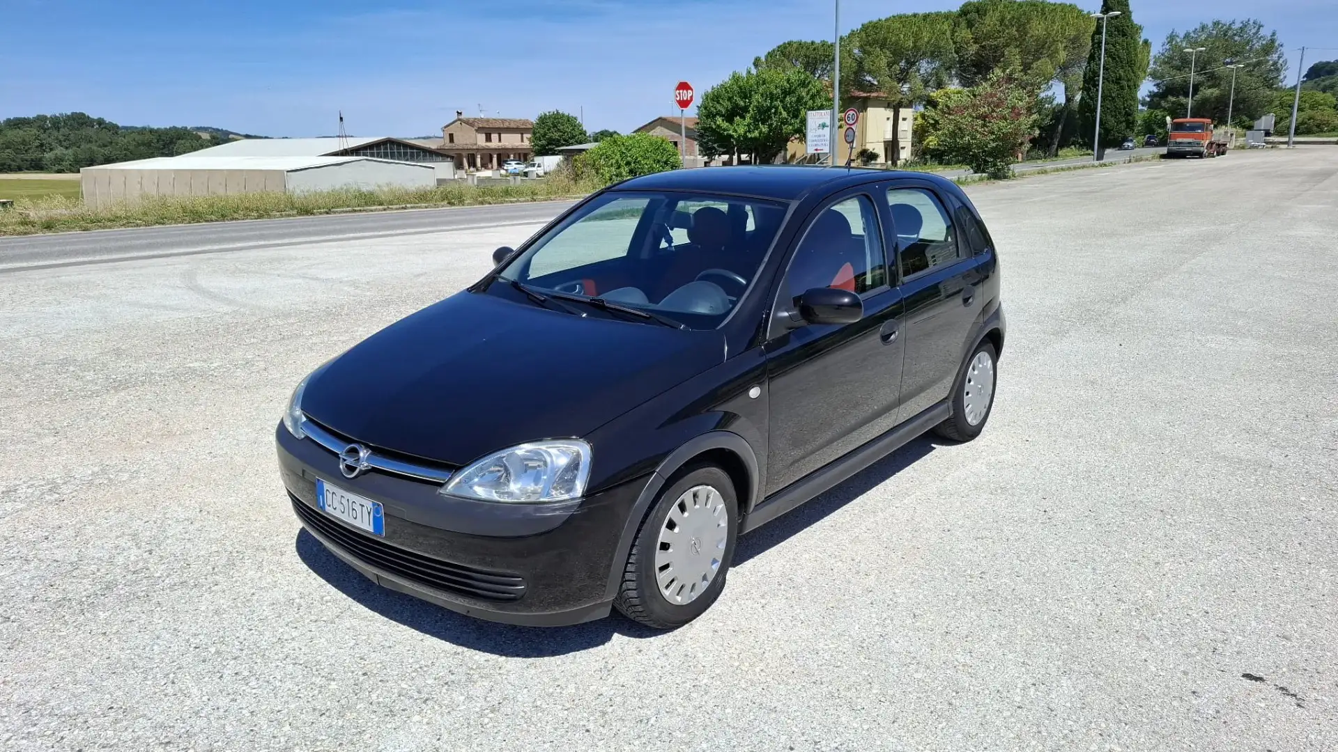 Opel Corsa 5p 1.2 Enjoy - 2