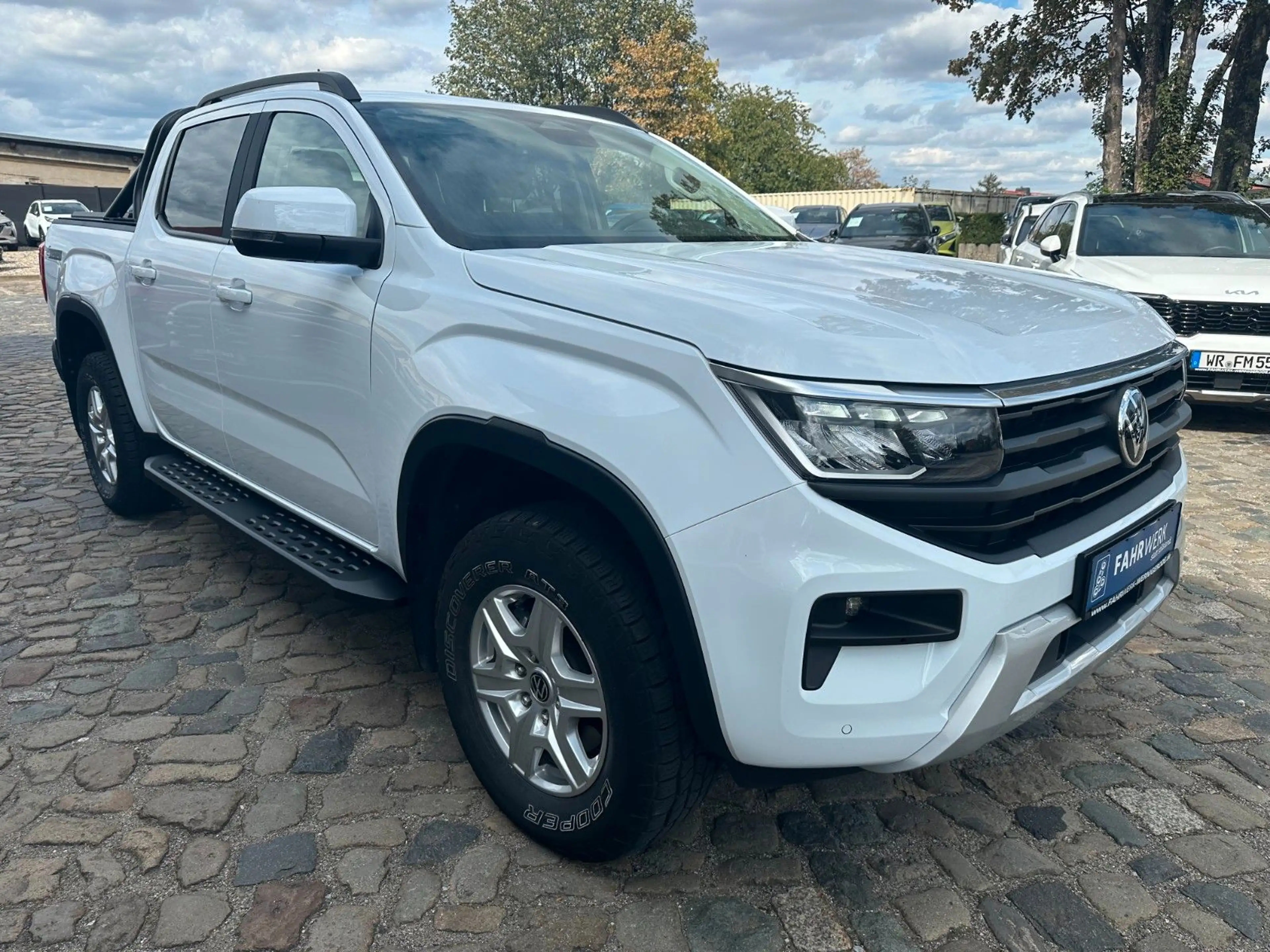 Volkswagen Amarok 2.0 TDI 151 kW Life Doppelkabine 4Motion — photo 7