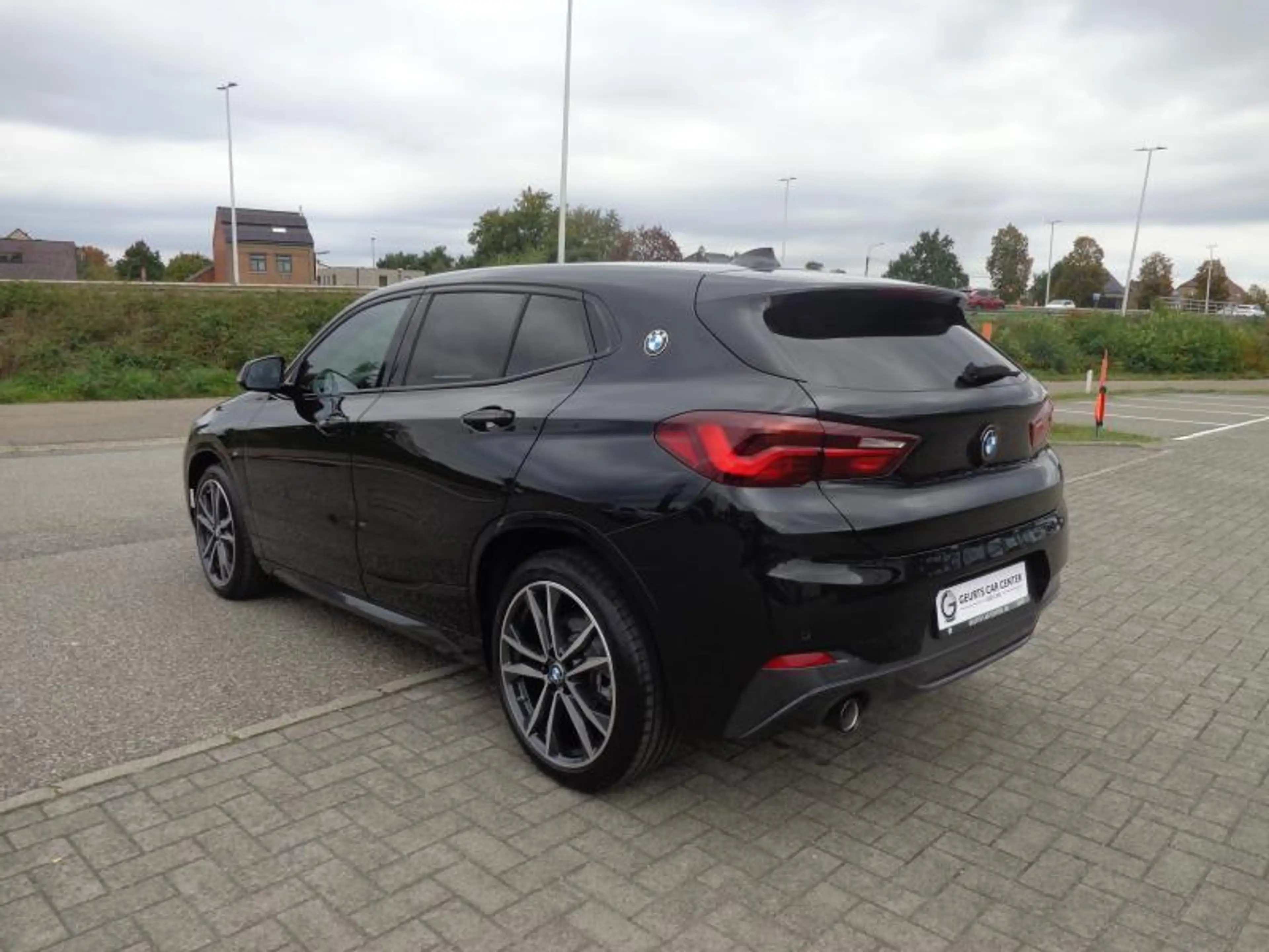 BMW X2 sDrive18i M-Pack Automaat ! — photo 5