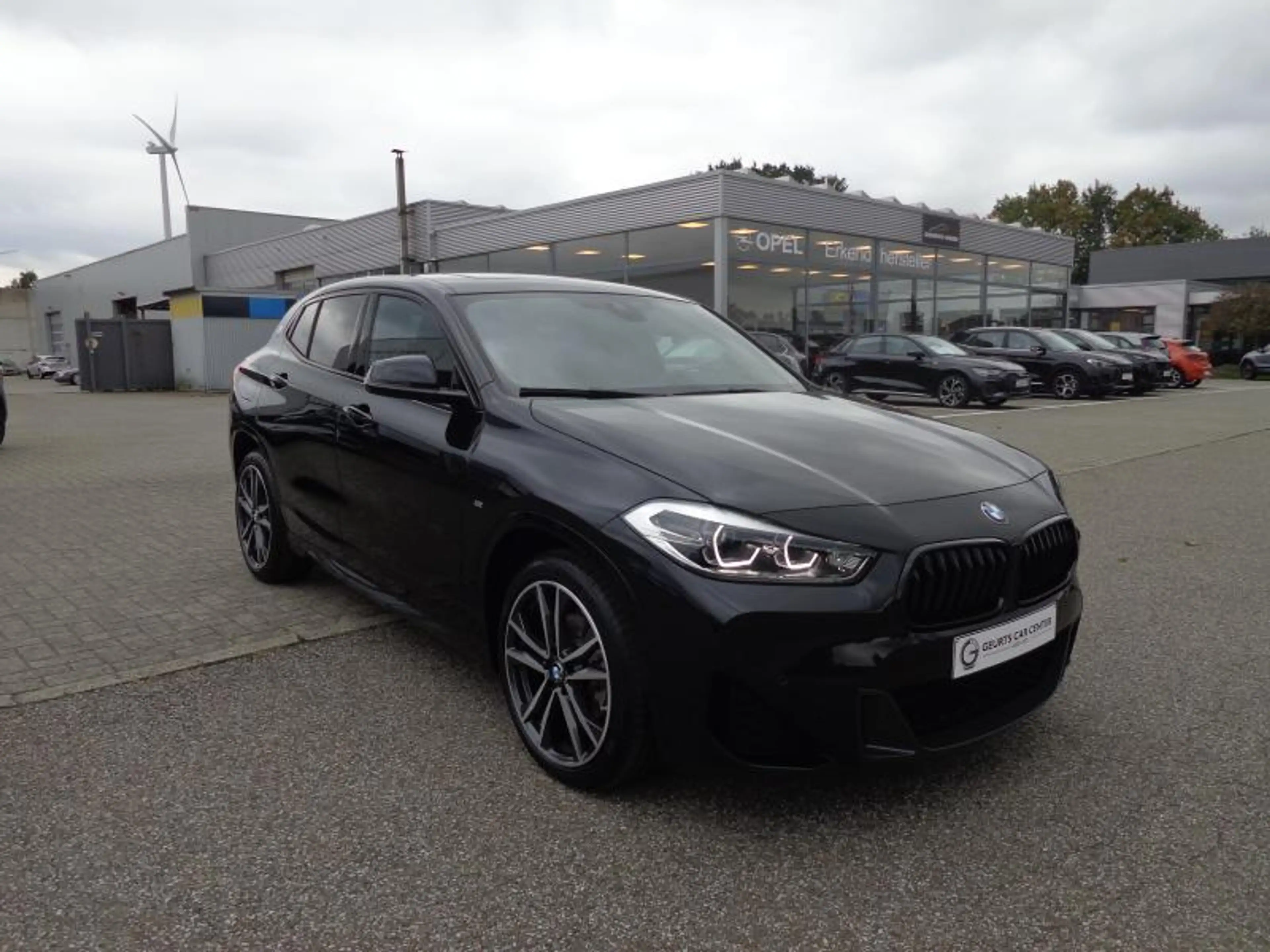 BMW X2 sDrive18i M-Pack Automaat ! — photo 9