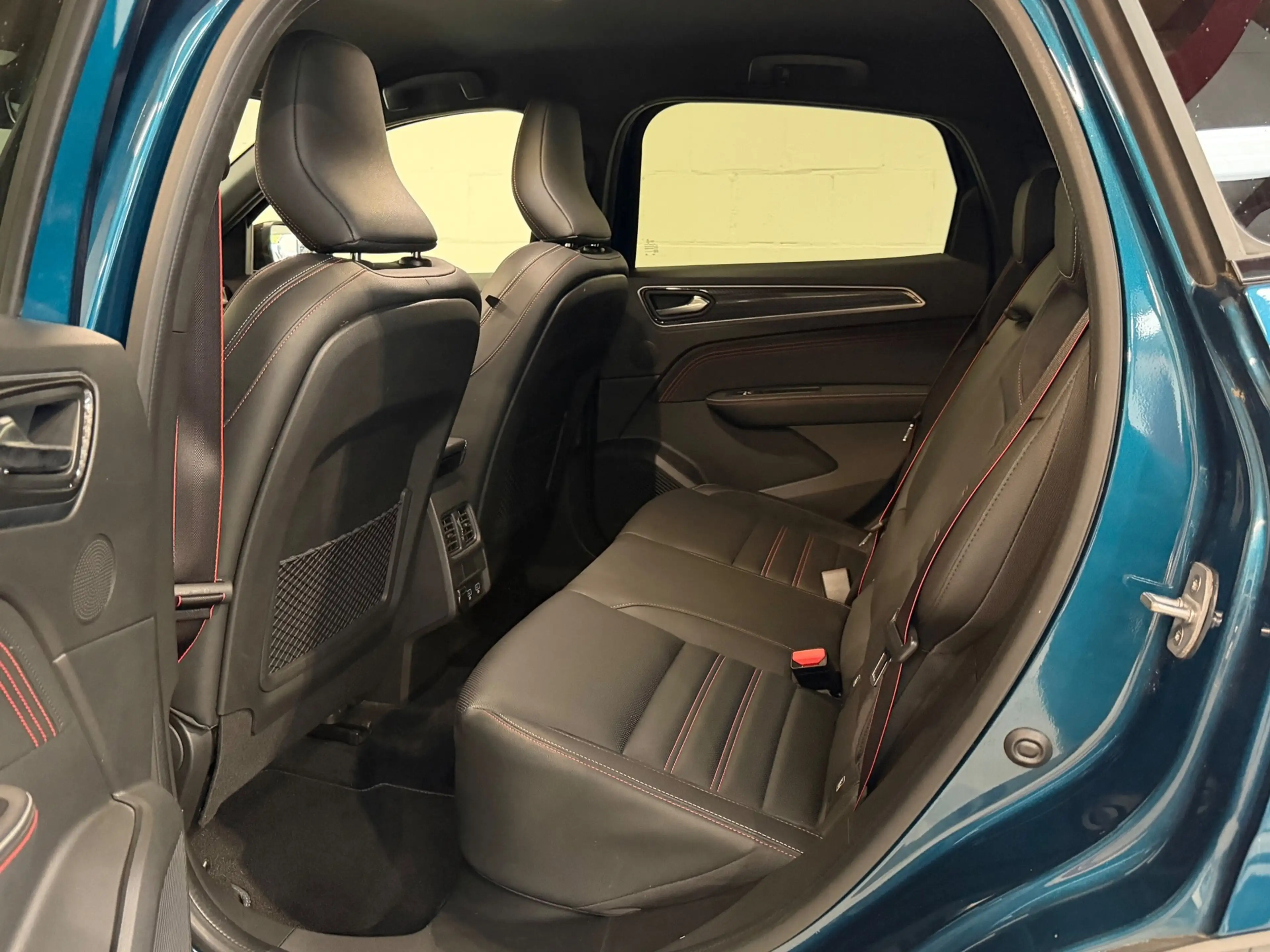 Renault Arkana 1.6 E-Tech Hybrid 145 R.S. Line - Trekhaak - Stuur — photo 18