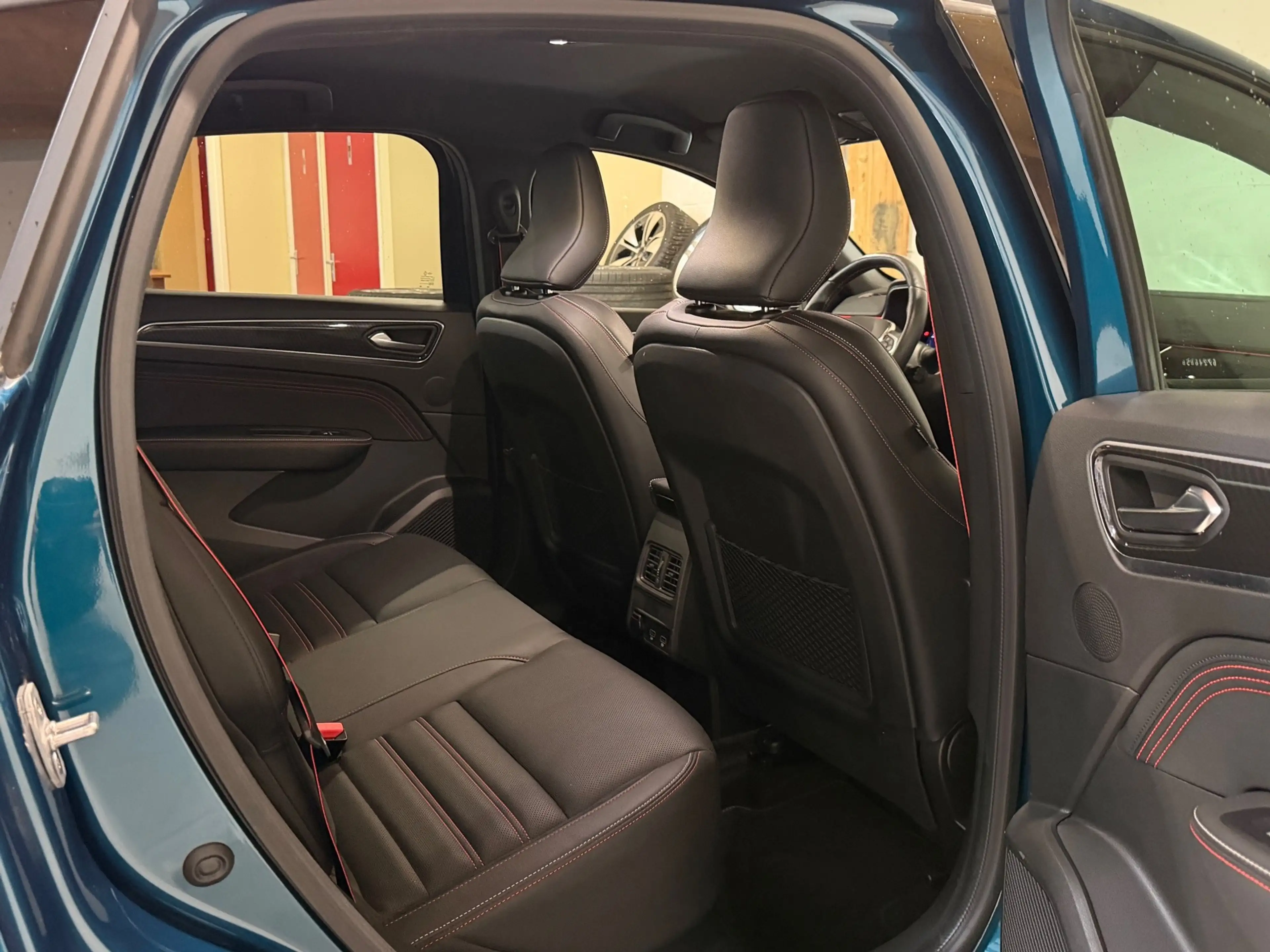 Renault Arkana 1.6 E-Tech Hybrid 145 R.S. Line - Trekhaak - Stuur — photo 19