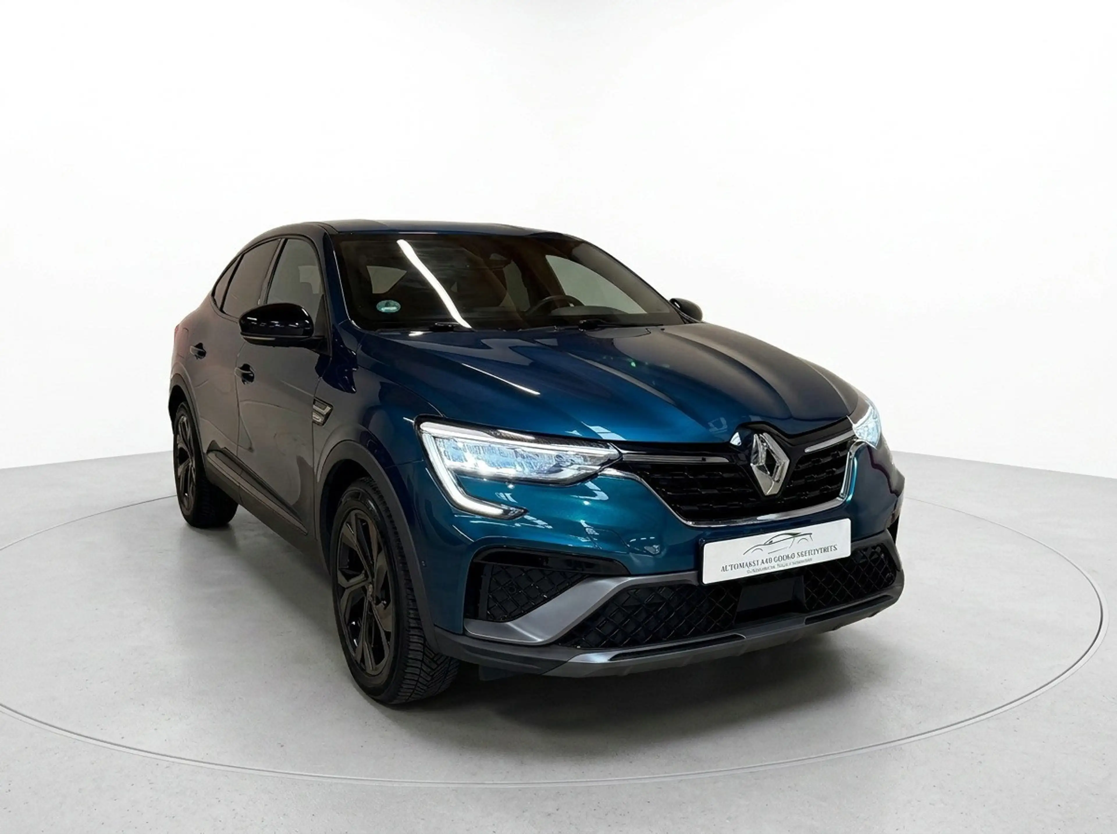 Renault Arkana 1.6 E-Tech Hybrid 145 R.S. Line - Trekhaak - Stuur — photo 9