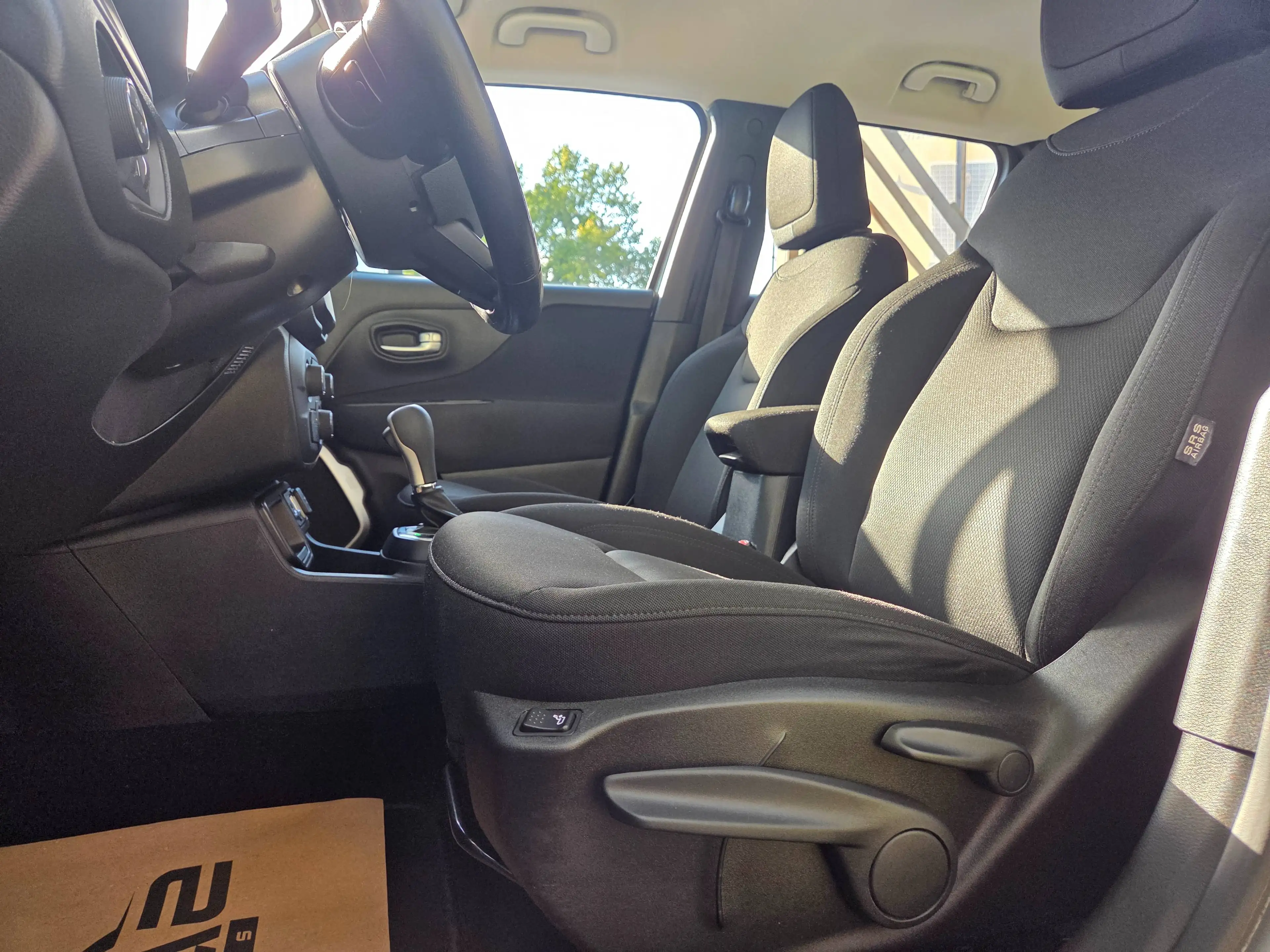Jeep Renegade Renegade 1.3 T4 Longitude DDCT/Apple-Android/Trekhaak — photo 9