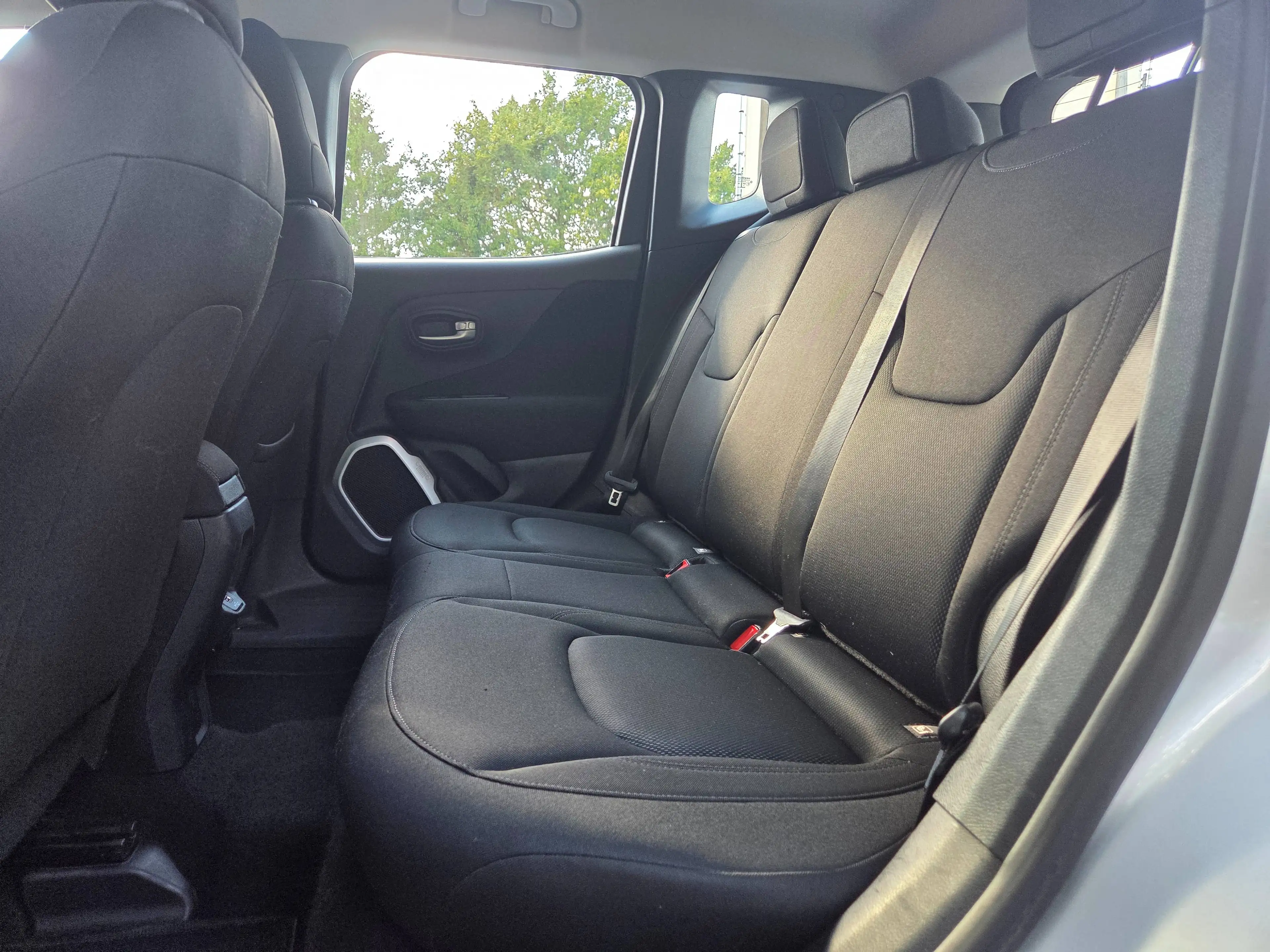 Jeep Renegade Renegade 1.3 T4 Longitude DDCT/Apple-Android/Trekhaak — photo 10