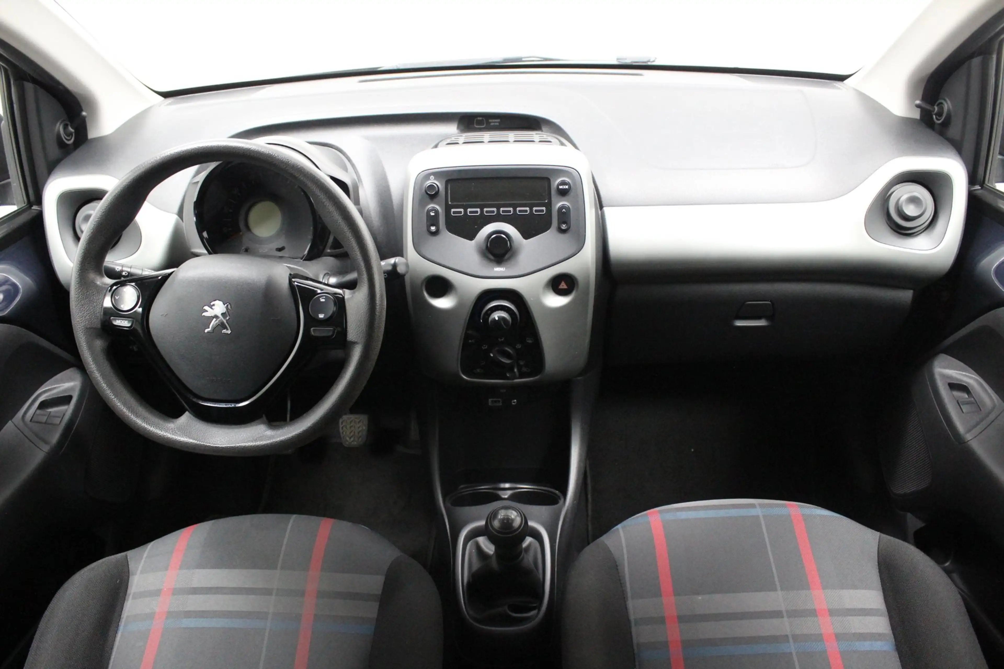 Peugeot 108 1.0 e-VTi Active | Airco | Zeer goed onderhouden | — photo 2