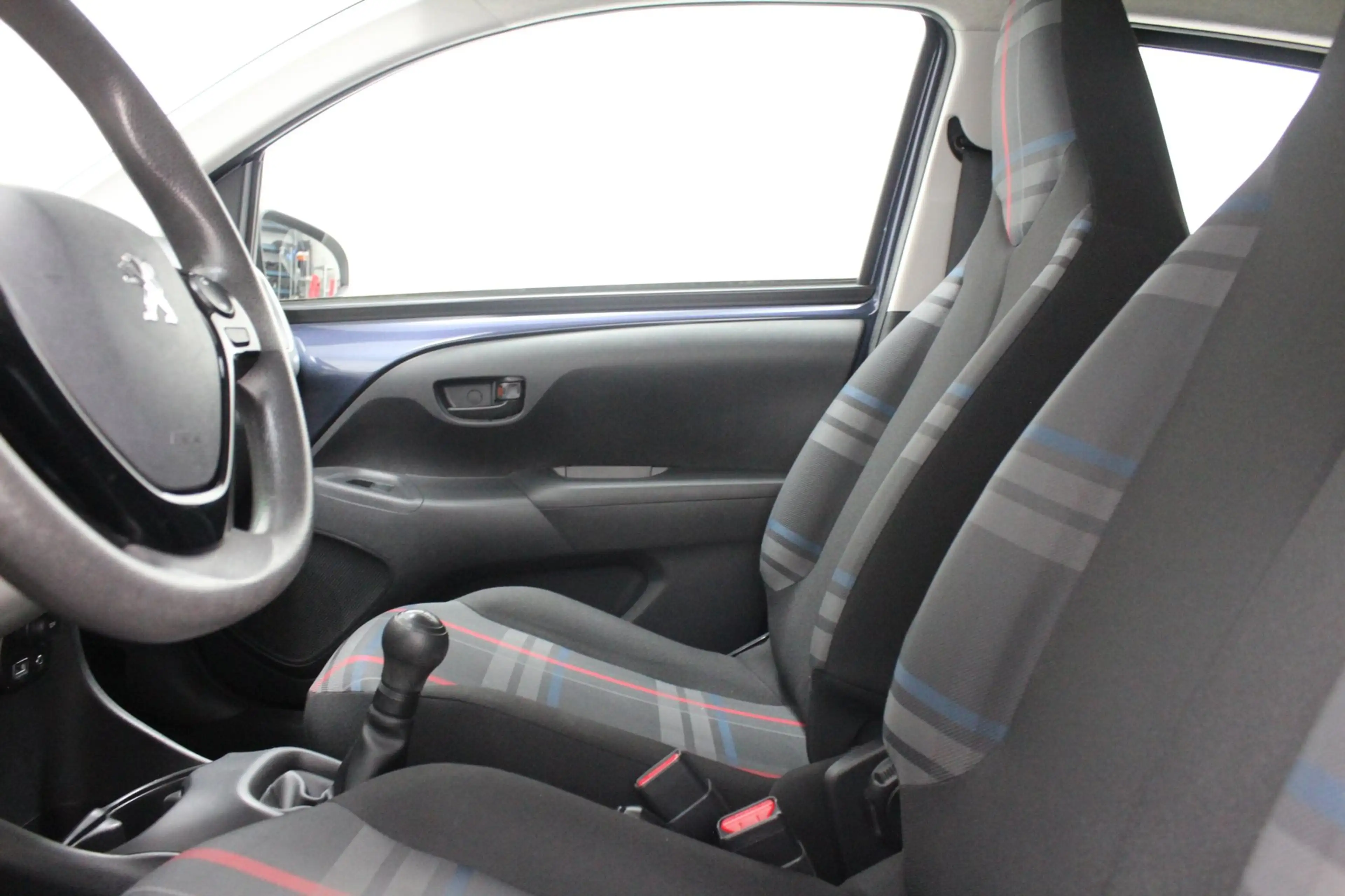 Peugeot 108 1.0 e-VTi Active | Airco | Zeer goed onderhouden | — photo 10