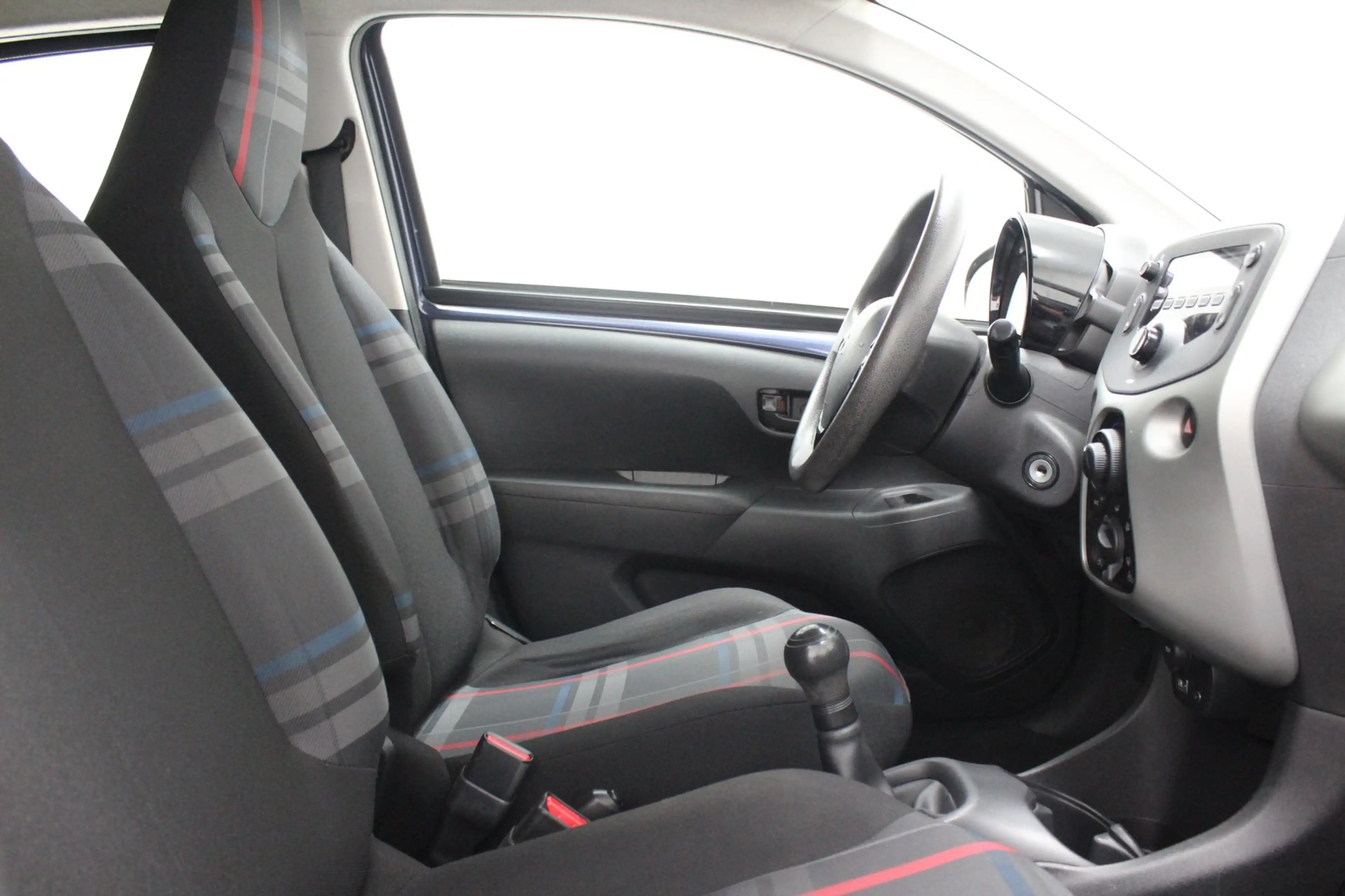 Peugeot 108 1.0 e-VTi Active | Airco | Zeer goed onderhouden | — photo 12