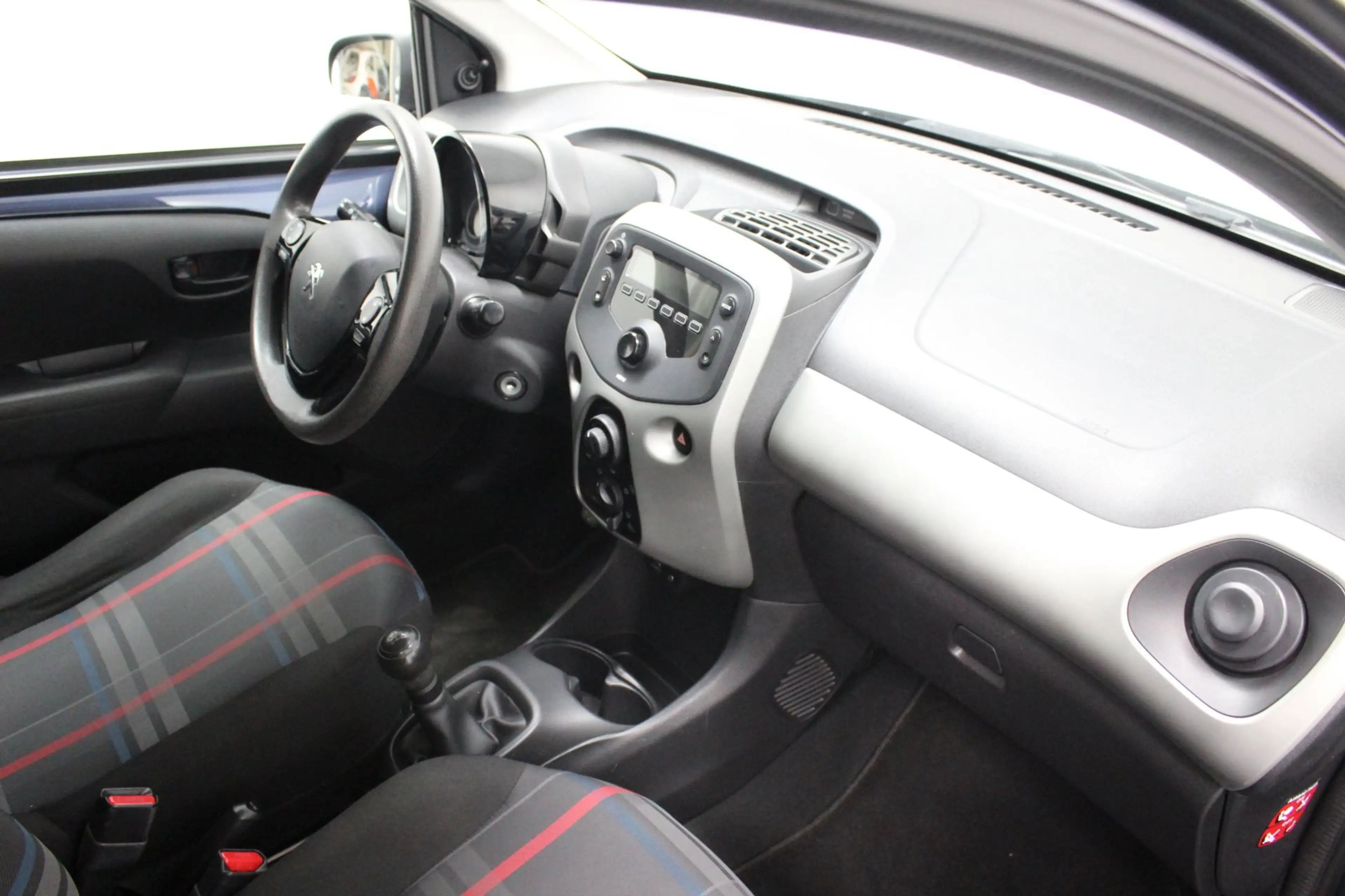 Peugeot 108 1.0 e-VTi Active | Airco | Zeer goed onderhouden | — photo 13
