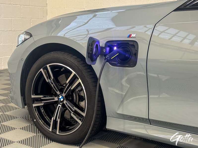 Photo du véhicule BMW 330