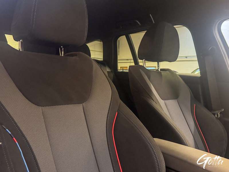 Photo du véhicule BMW 330