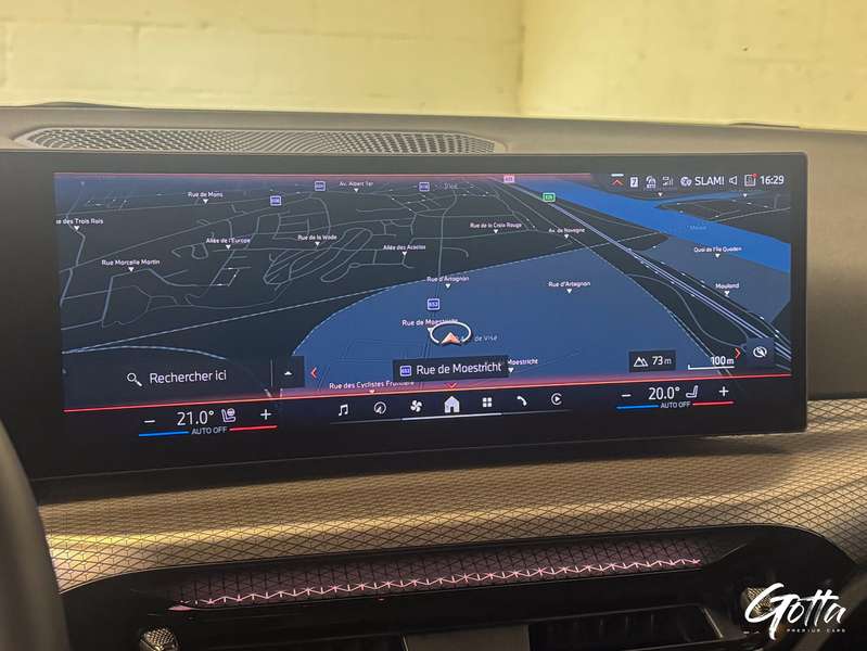 Photo du véhicule BMW 330