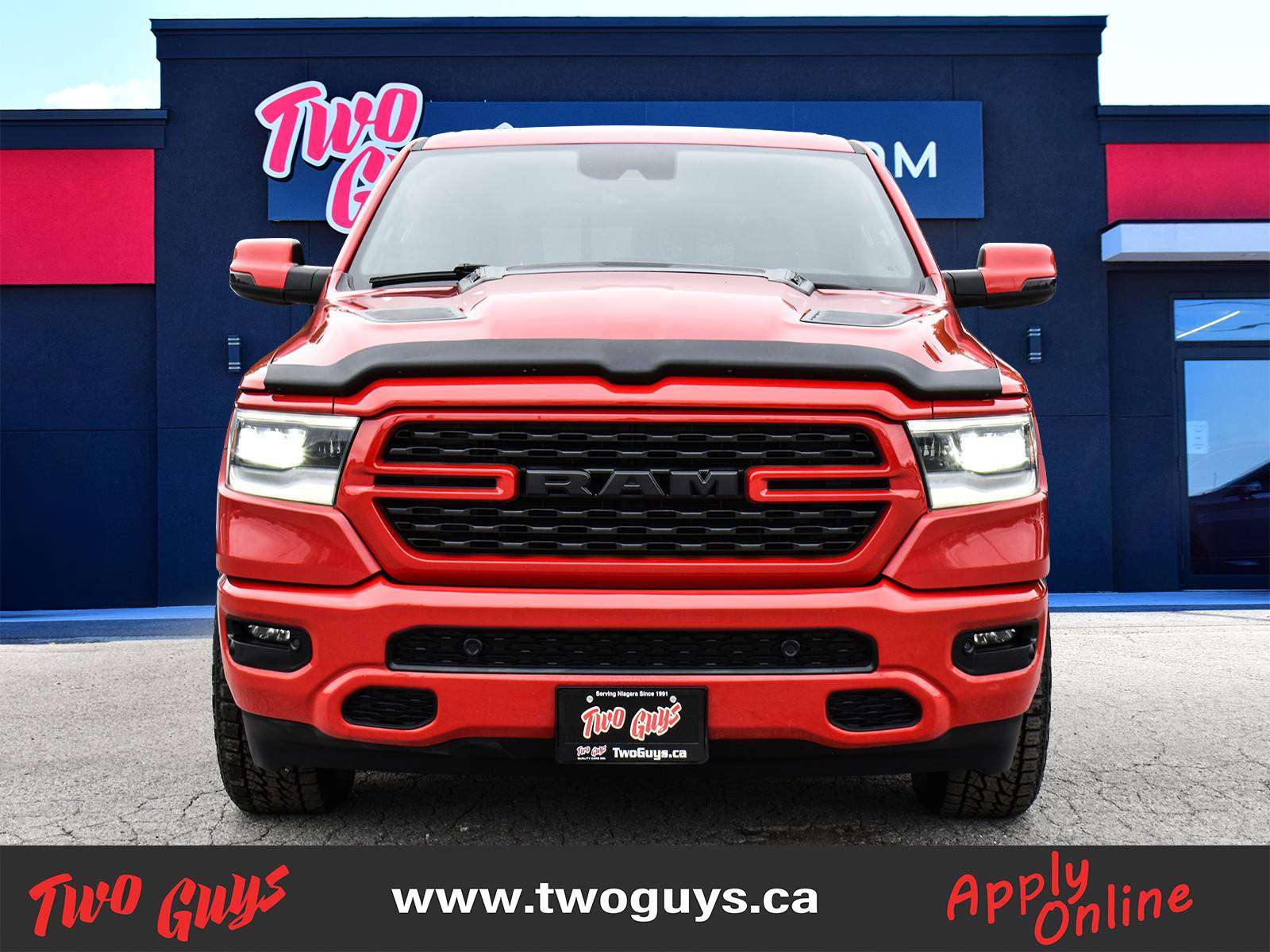 2022 RAM 1500 Crew Cab Sport 4x4 Panoroof Nav Leather Back Up Camera photo 6