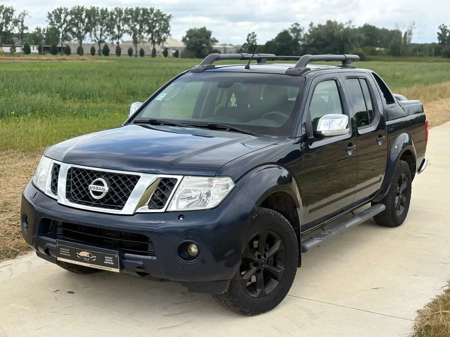 Nissan Navara 2.5 dCi 4x4 LE + Exec.Pack + IT DPF (E5) Blauw - 1