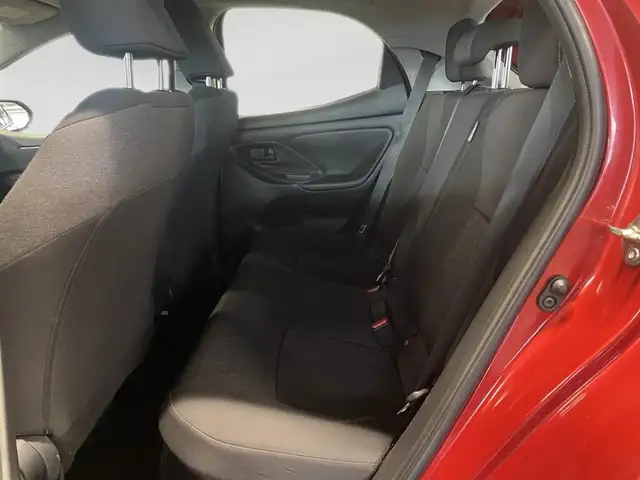 Toyota Yaris view 8